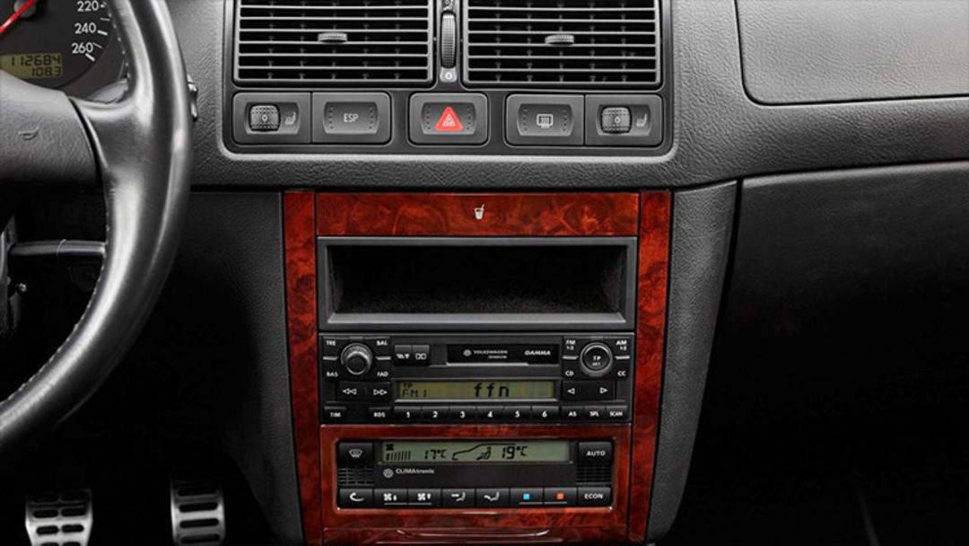 Volkswagen Golf / فولکس واگن گلف