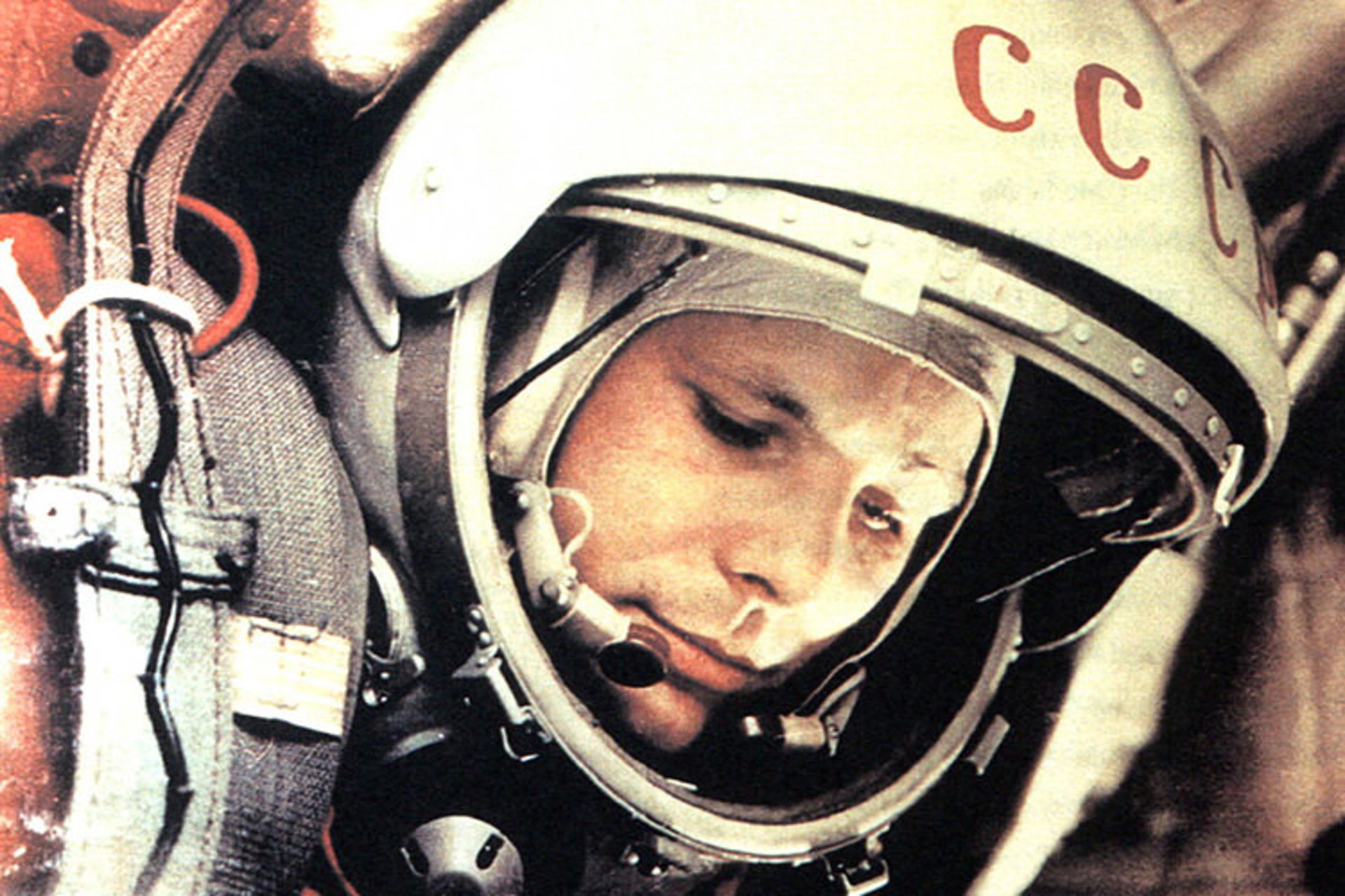 مرجع متخصصين ايران يوري گاگارين / Yuri Gagarin