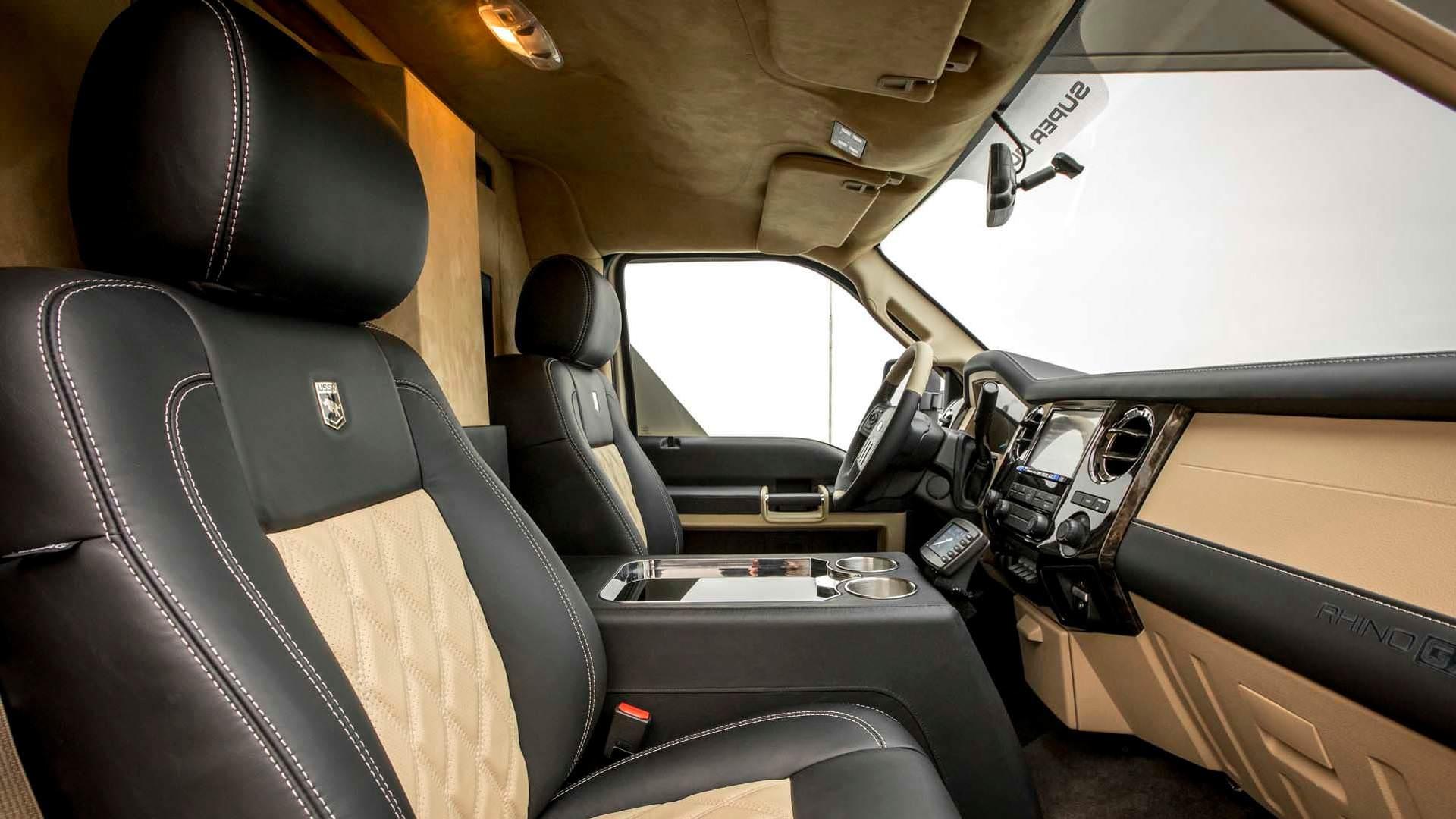 راینو / Rhino GX Executive