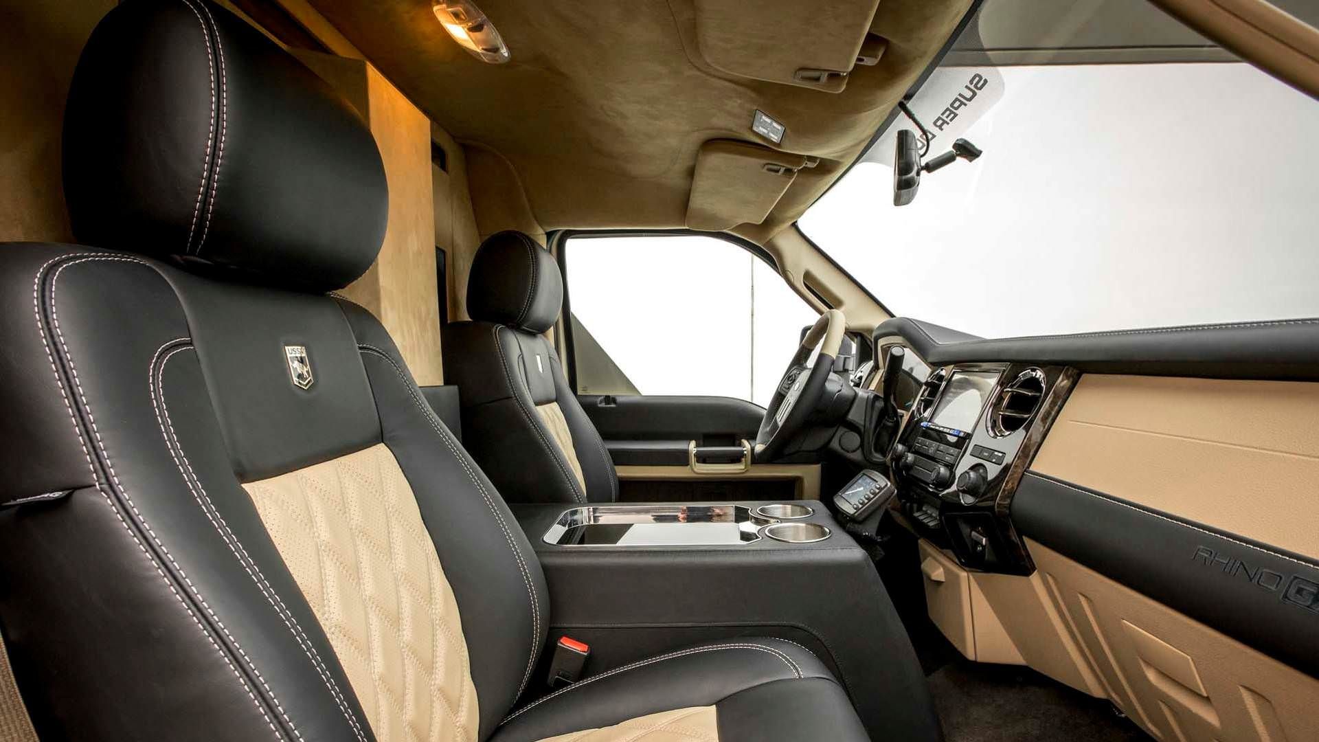 راینو / Rhino GX Executive