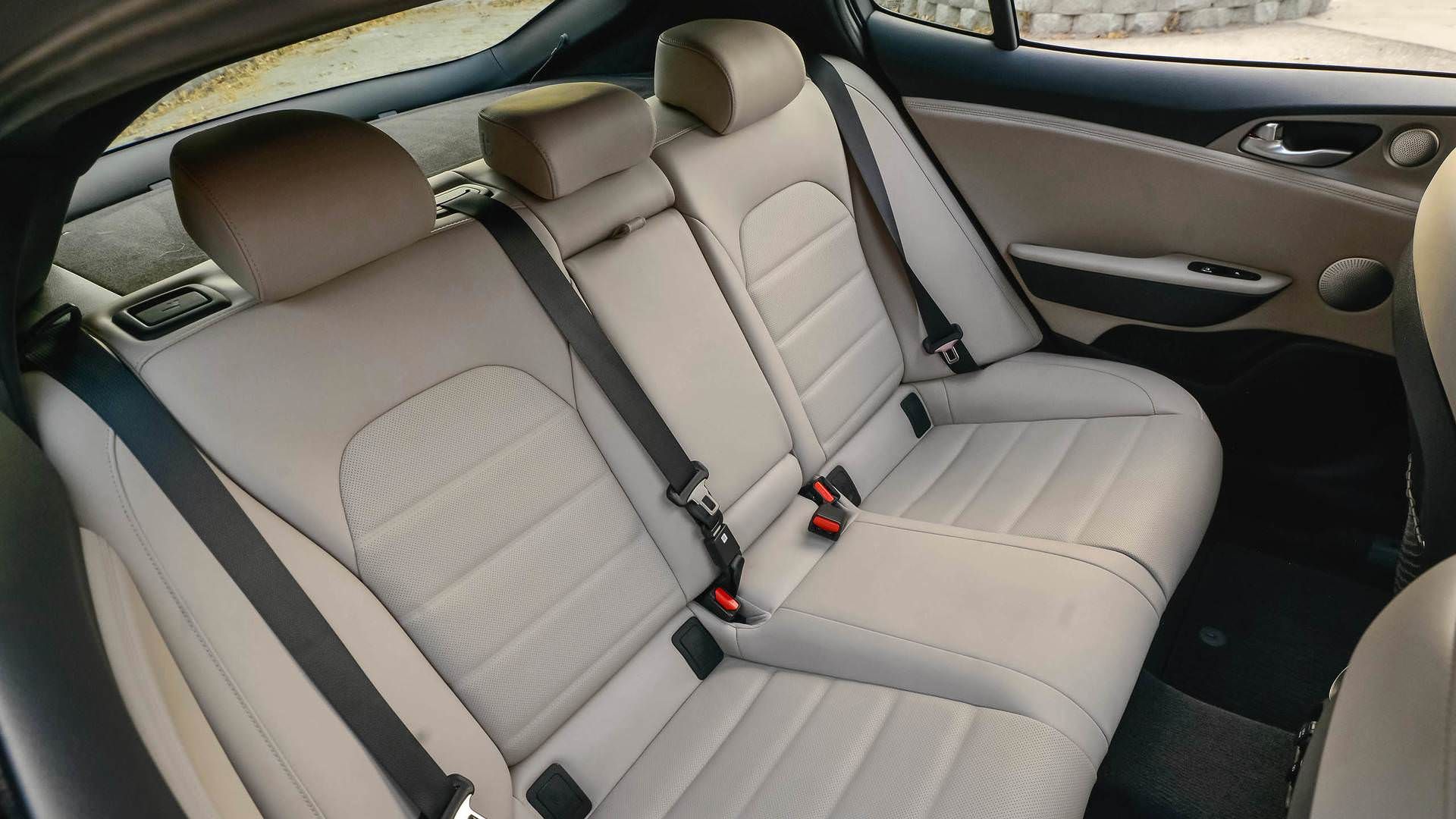 کیا استینگر 2018/ kia stinger GT