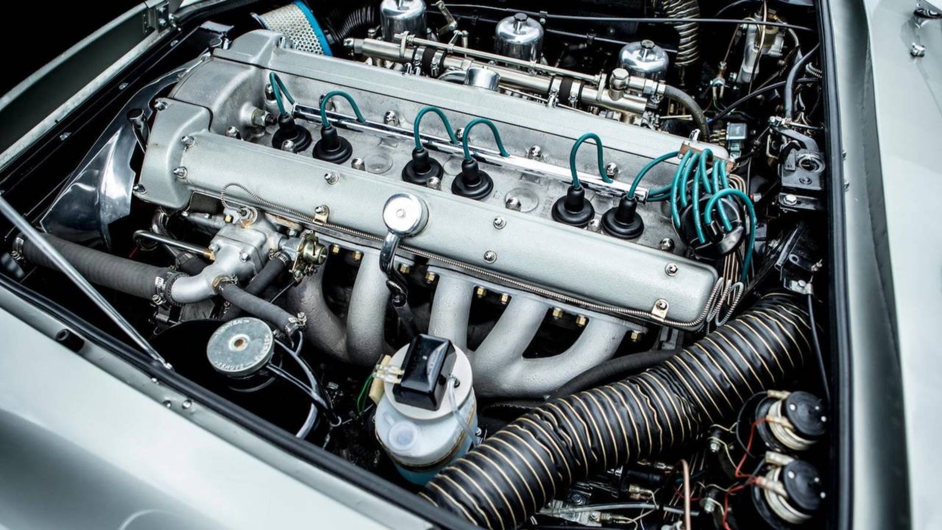 Aston Martin DB5 / استون مارتین