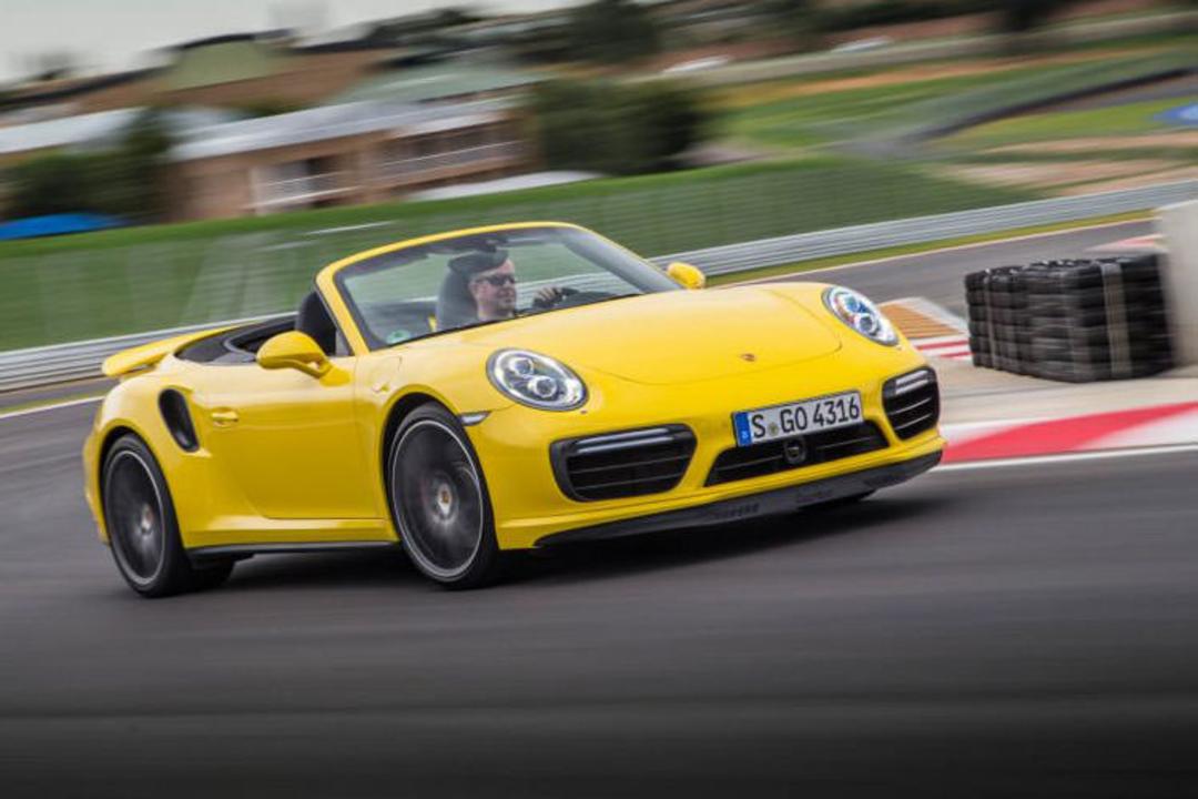Porsche 911 Turbo Cabriolet/ پورشه توربو کابریولت 