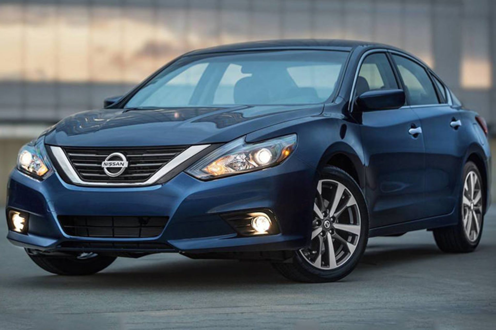 نیسان آلتیما / Nissan Altima