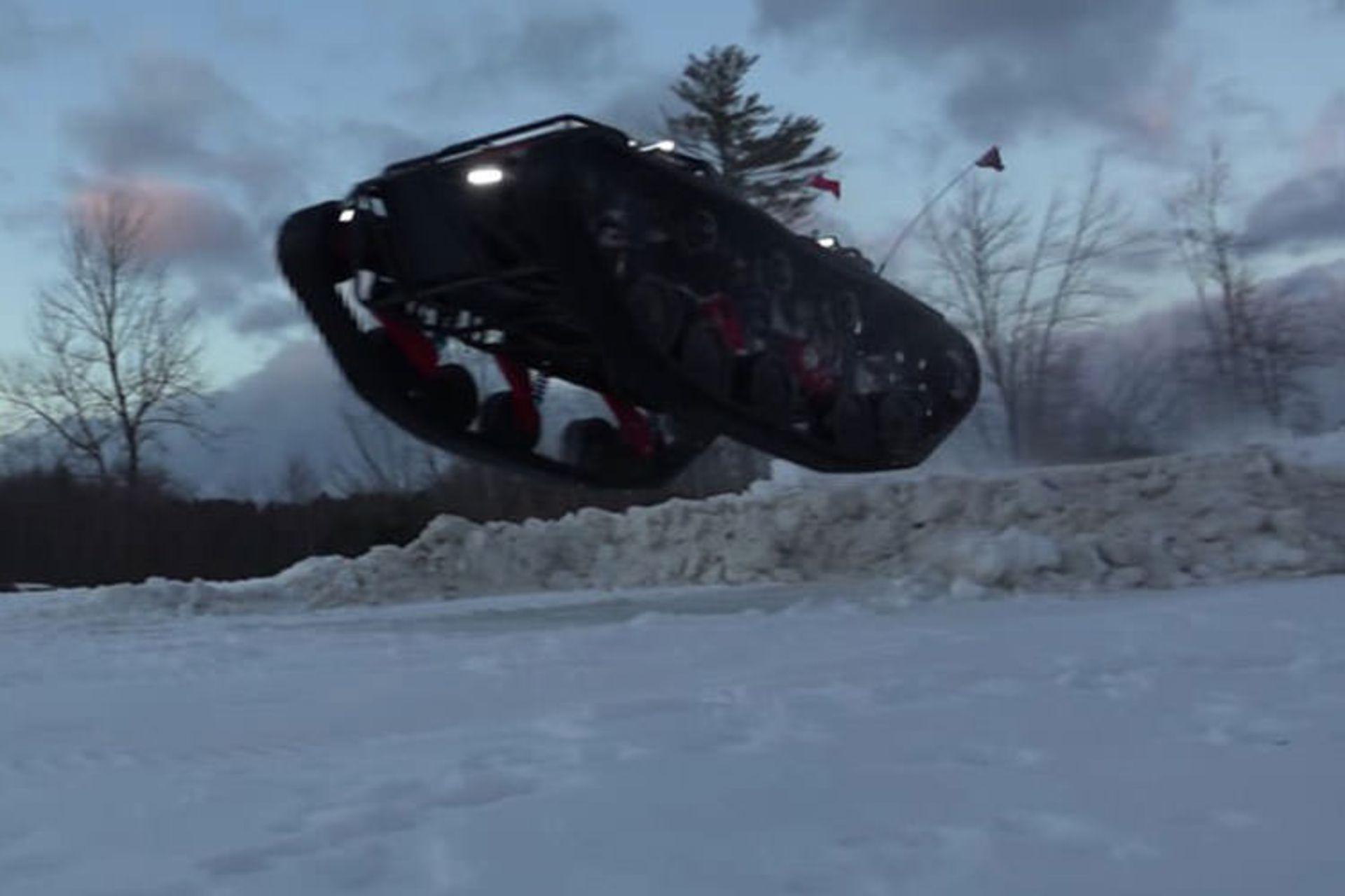 تانک ریپ‌ساو/ ripsaw tank