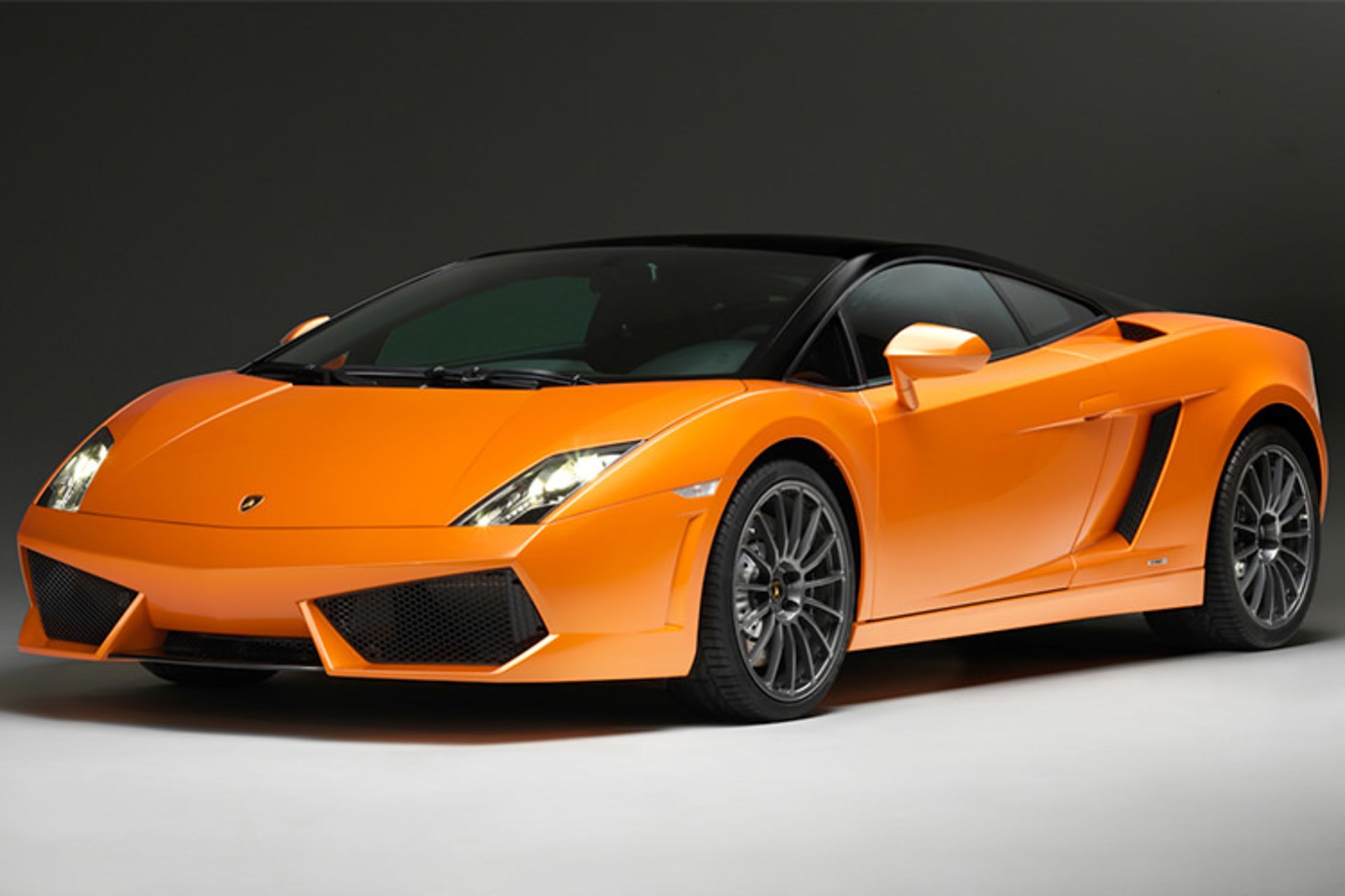 Lamborghini / لامبورگینی