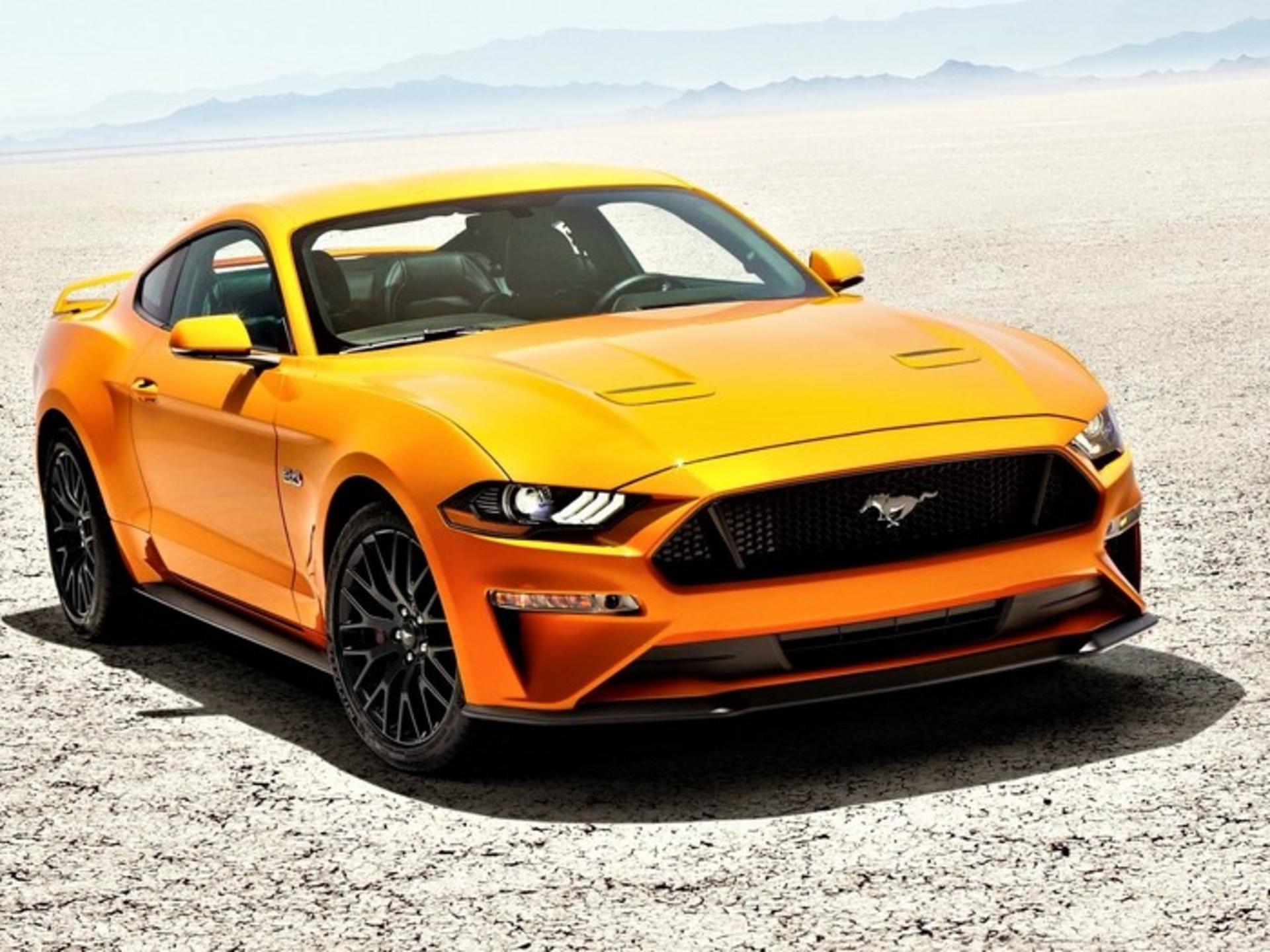 FORD MUSTANG GT