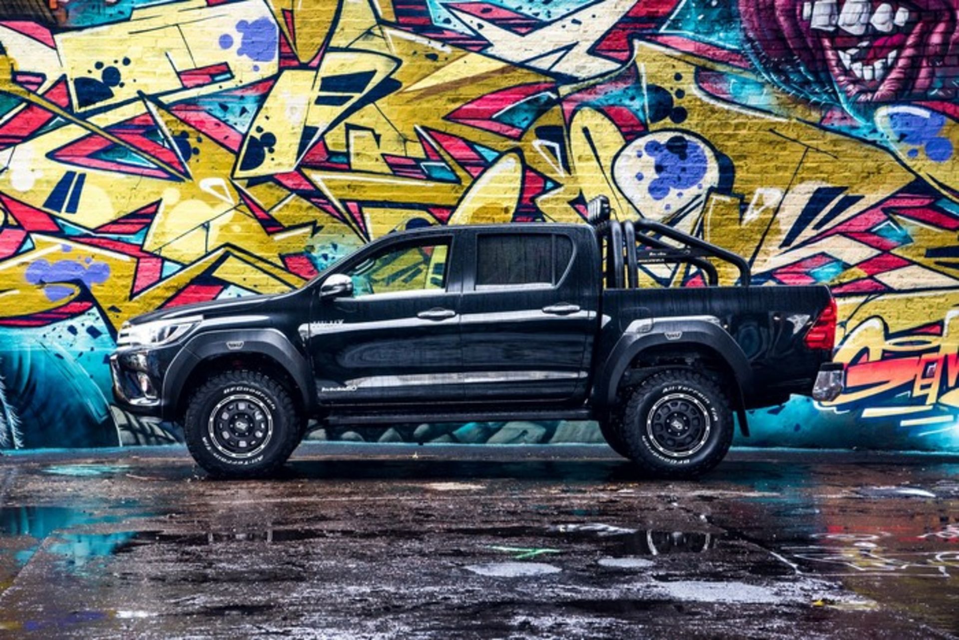 HiLux Invicible 50