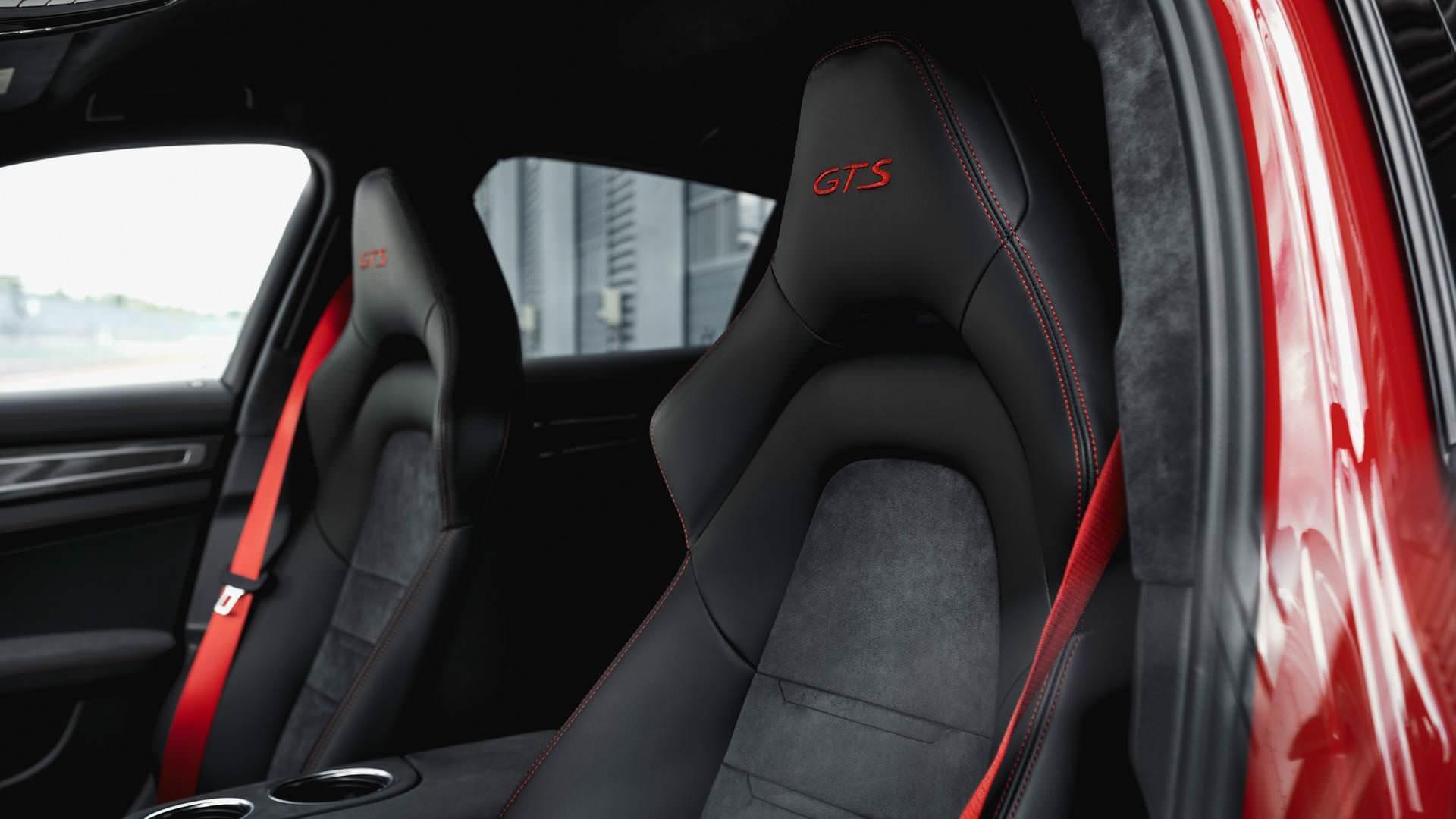 Porsche Panamera GTS 2019