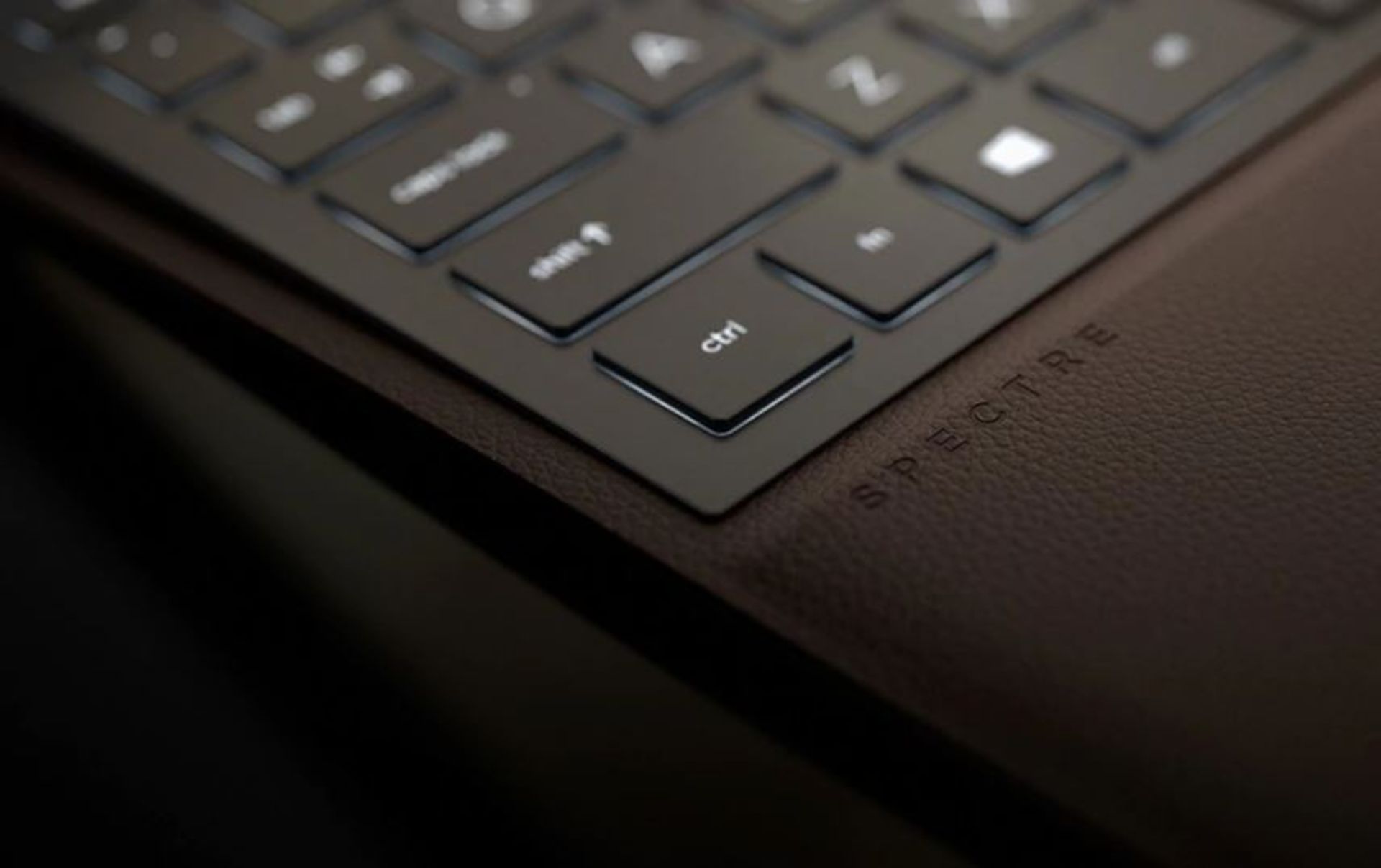 اچ پی اسپکتر فولیو / HP Spectre Folio