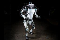 تماشا کنید: ربات بوستون داینامیکس روزی جایگزین انسان خواهد شد!