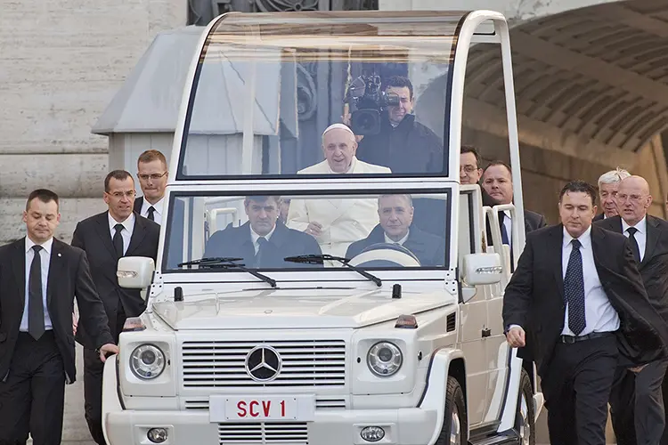 pop mobile Mercedes G class