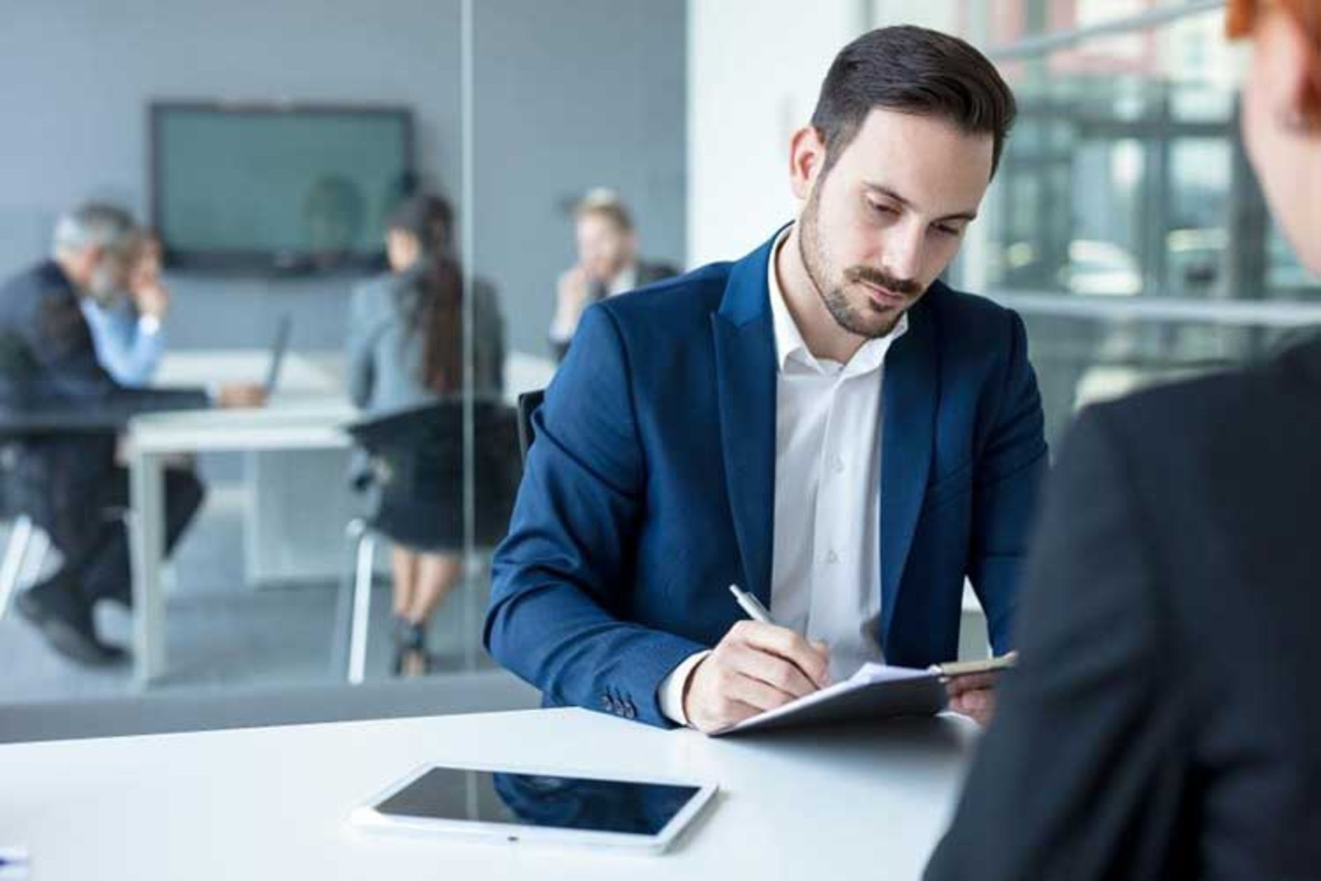 گفتگو در مورد دستمزد salary negotiation