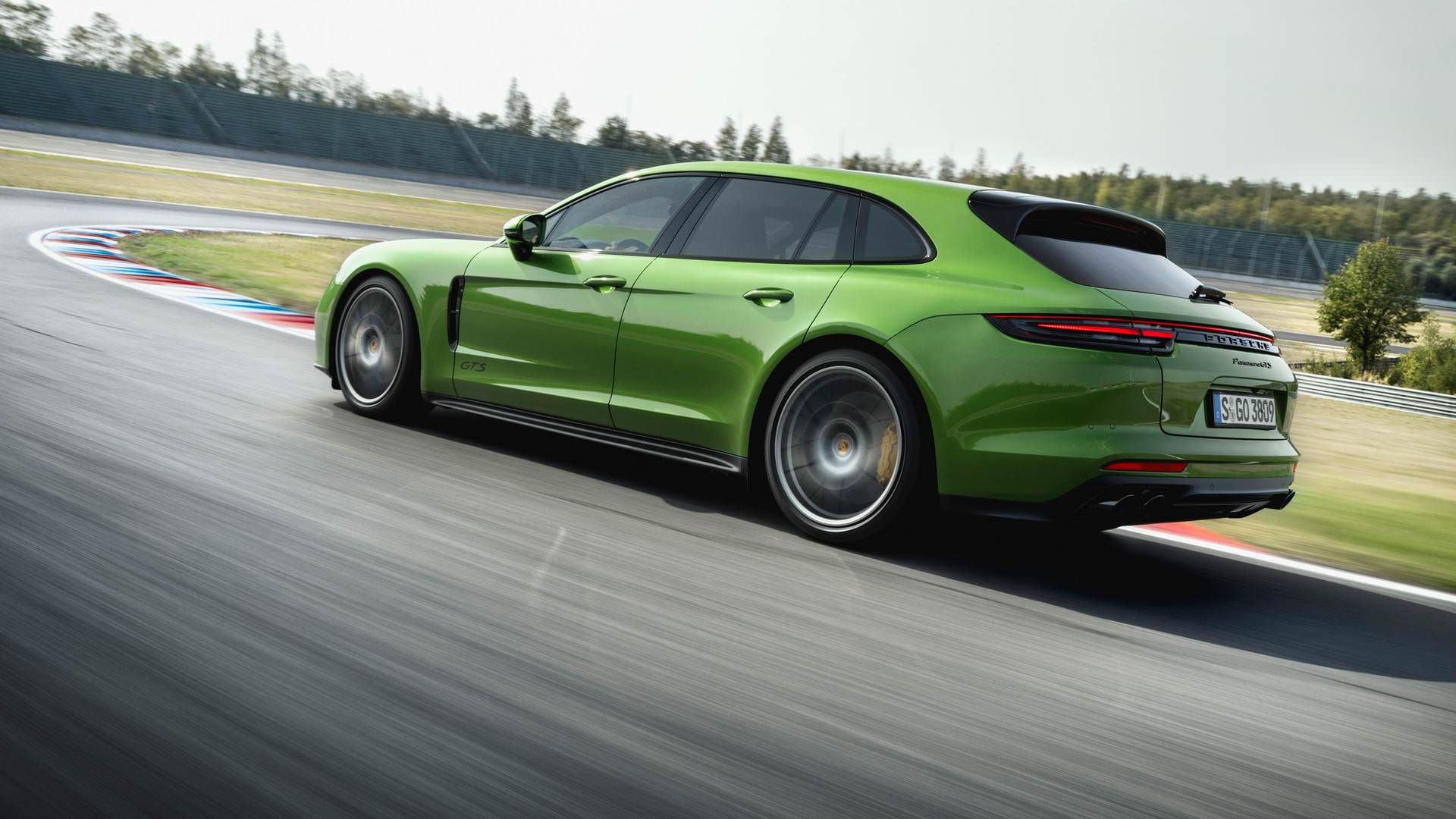 Porsche Panamera GTS 2019