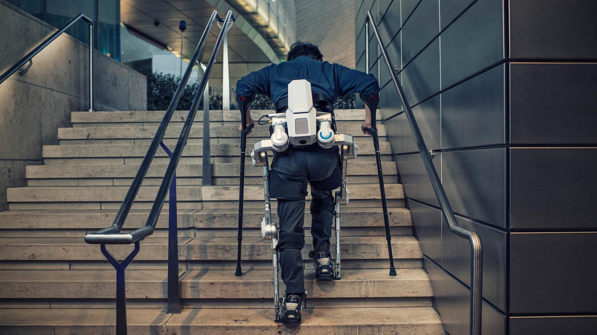 Hyundai Kia Wearable robot / ربات پوشیدنی هیوندای کیا موتورز
