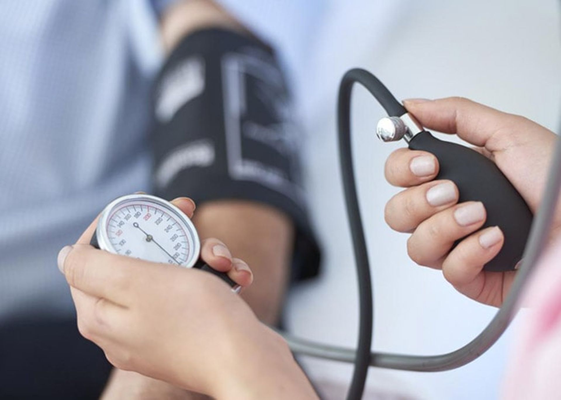 مرجع متخصصين ايران دستگاه اندازه گيري فشار خون