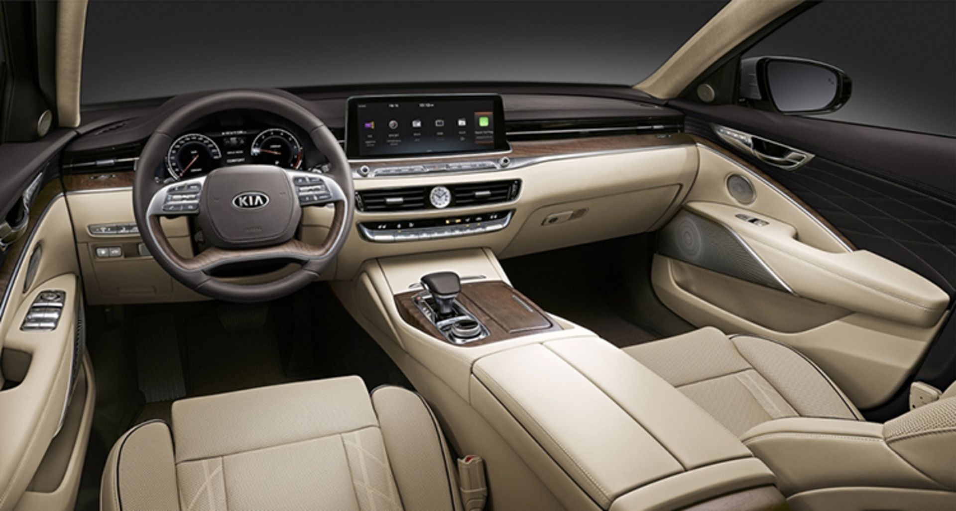 KIA K900