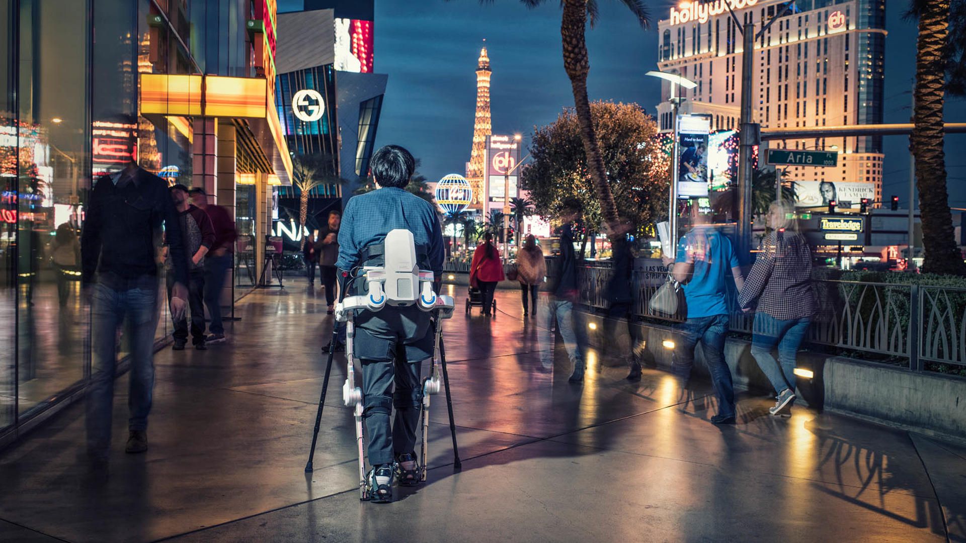 Hyundai Kia Wearable robot / ربات پوشیدنی هیوندای کیا موتورز