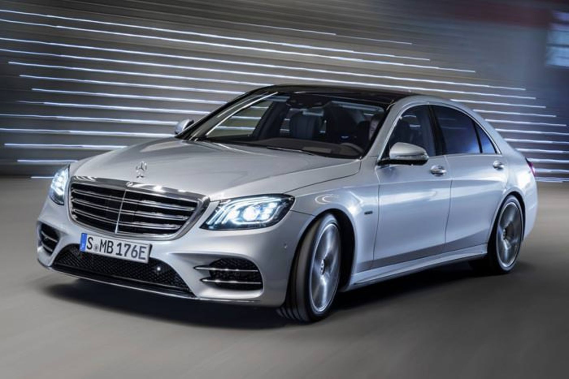 Mercedes Benz S560e