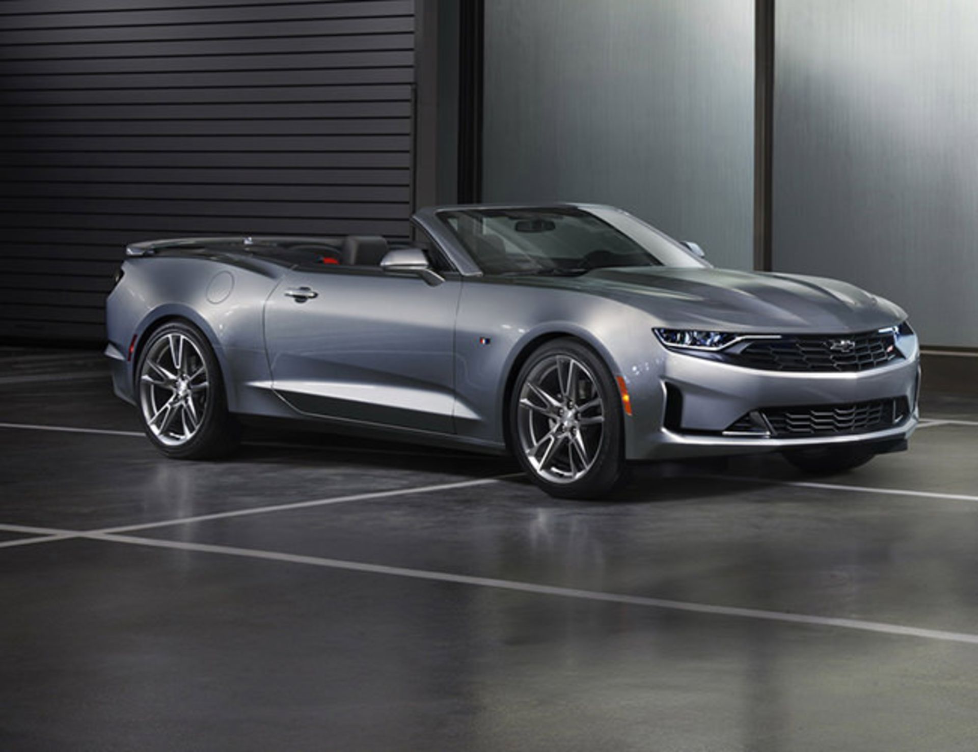 Chevrolet Camaro / شورولت کامارو