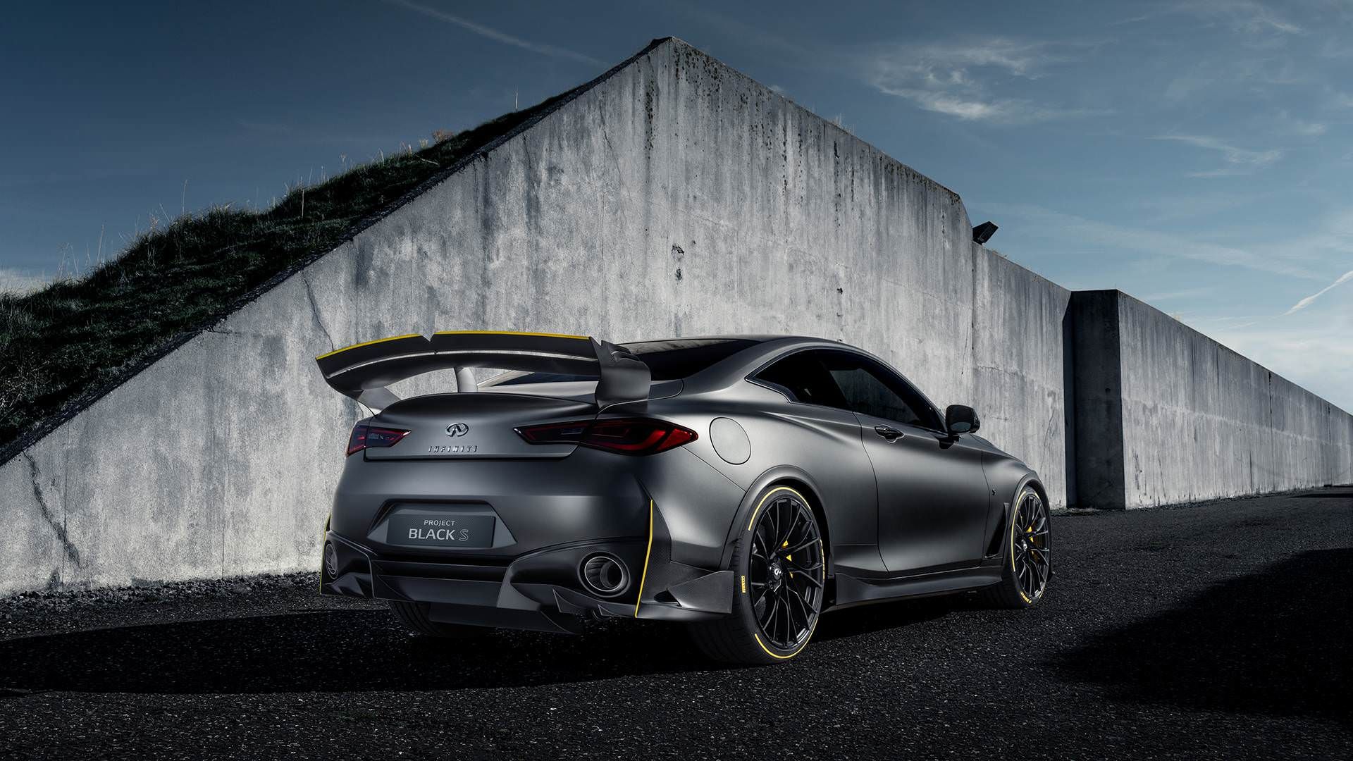 Infiniti Project Black S Prototype