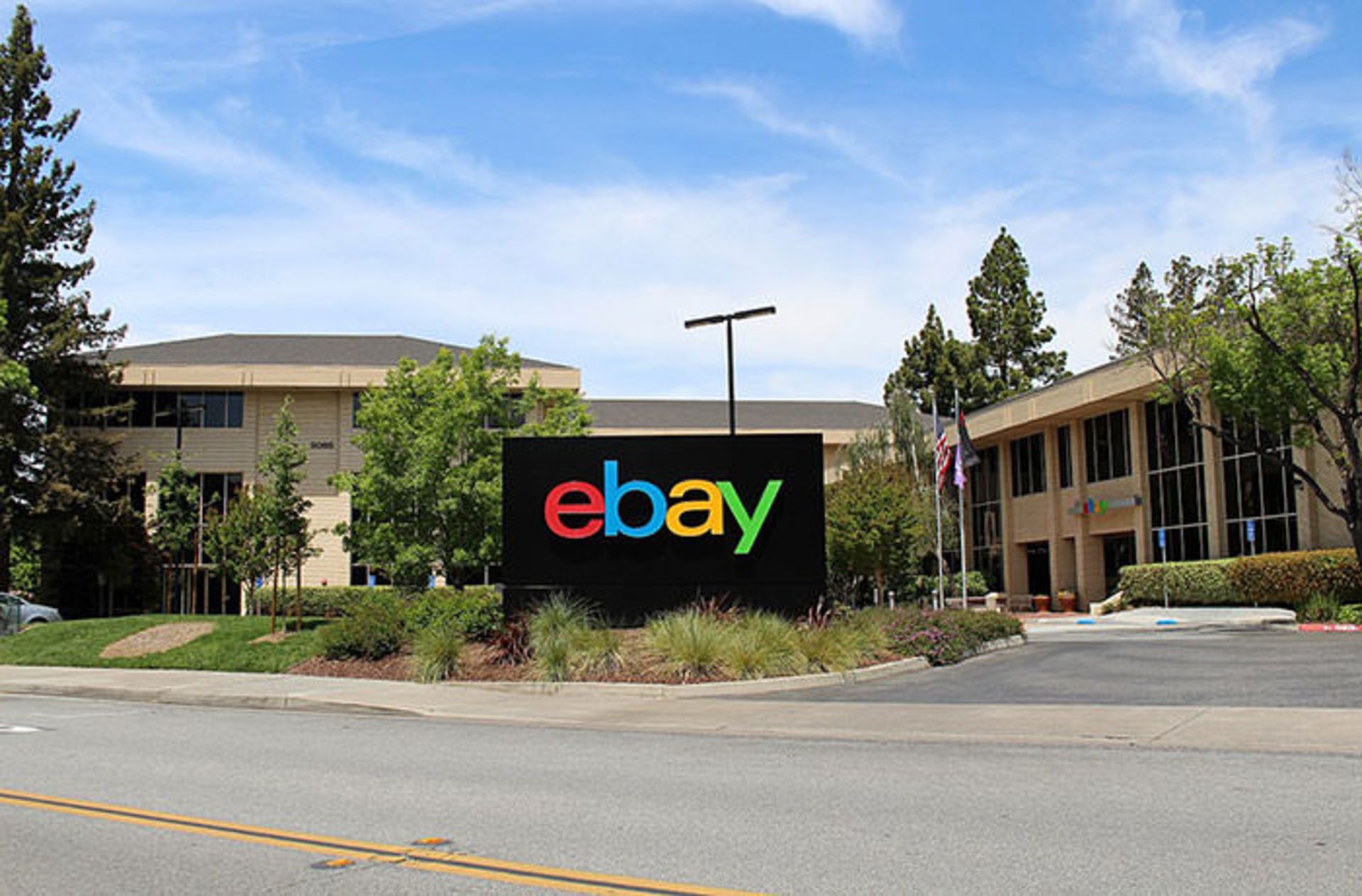 eBay / ای بی