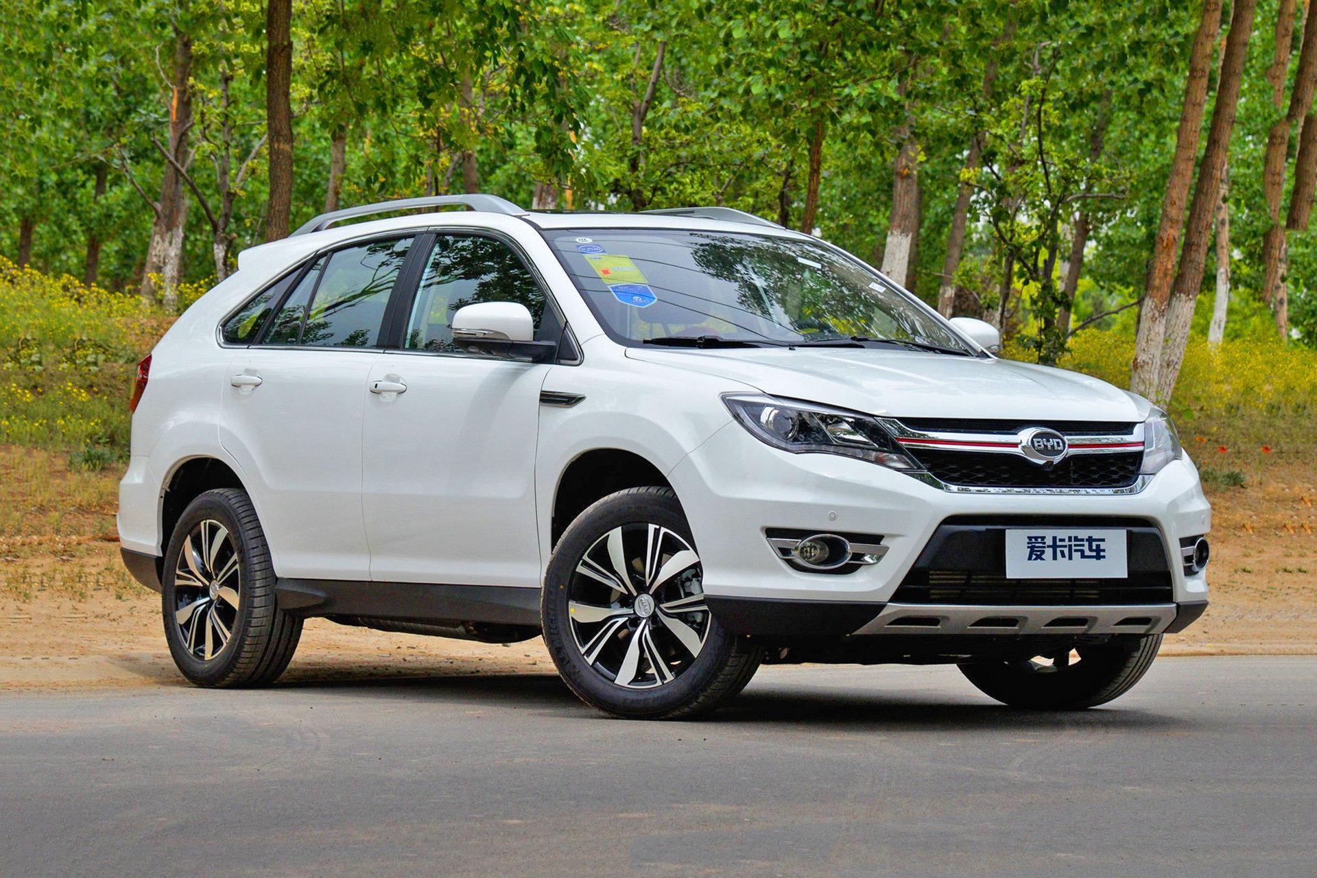 BYD S7