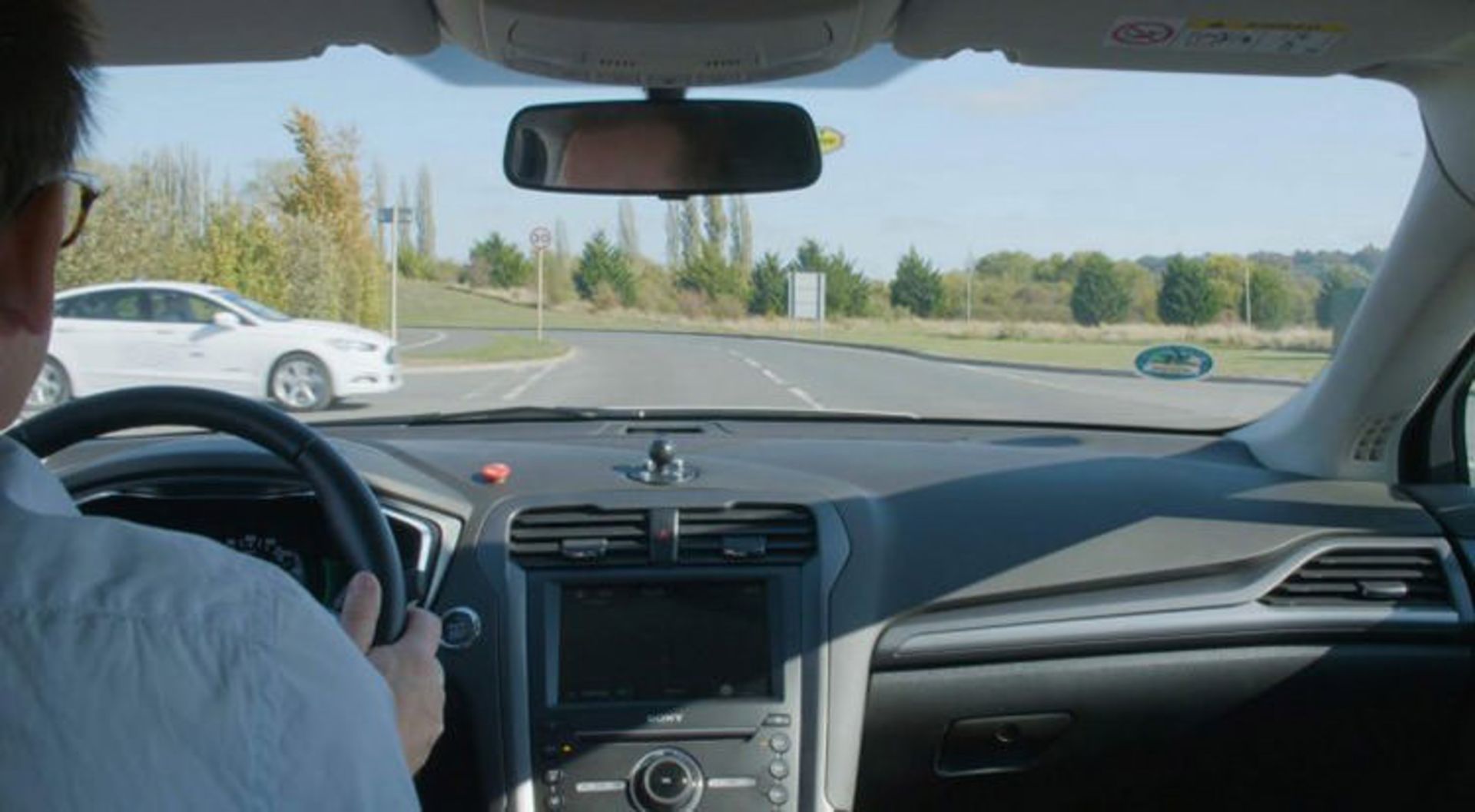 خودروی متصل / connected car