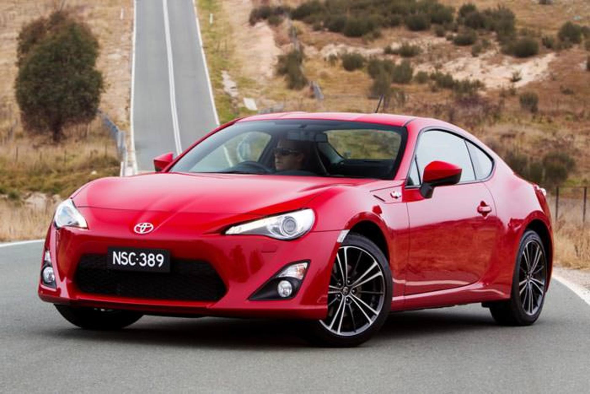 Toyota-GT86-2012