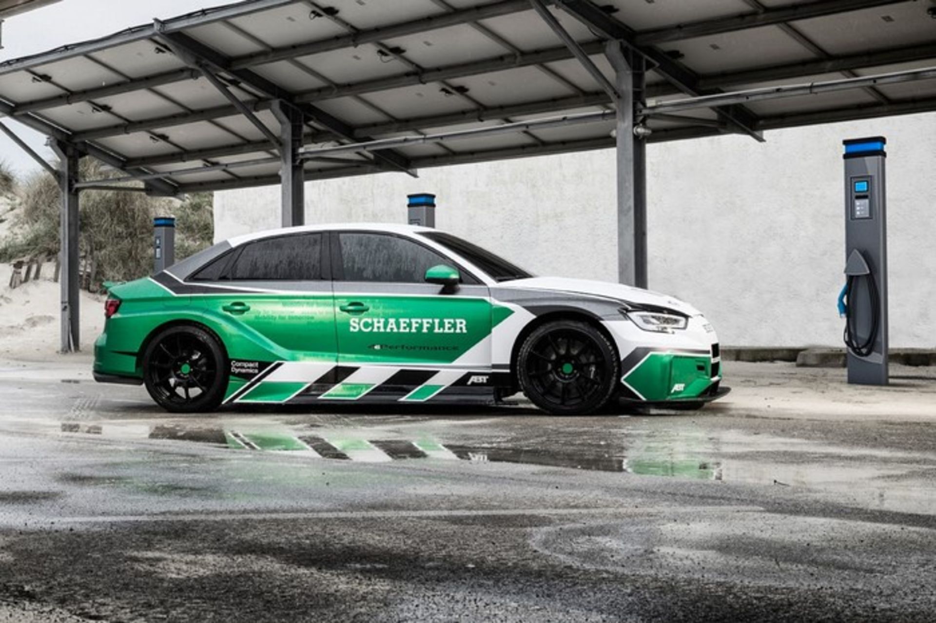 Audi RS3 SHEFLER