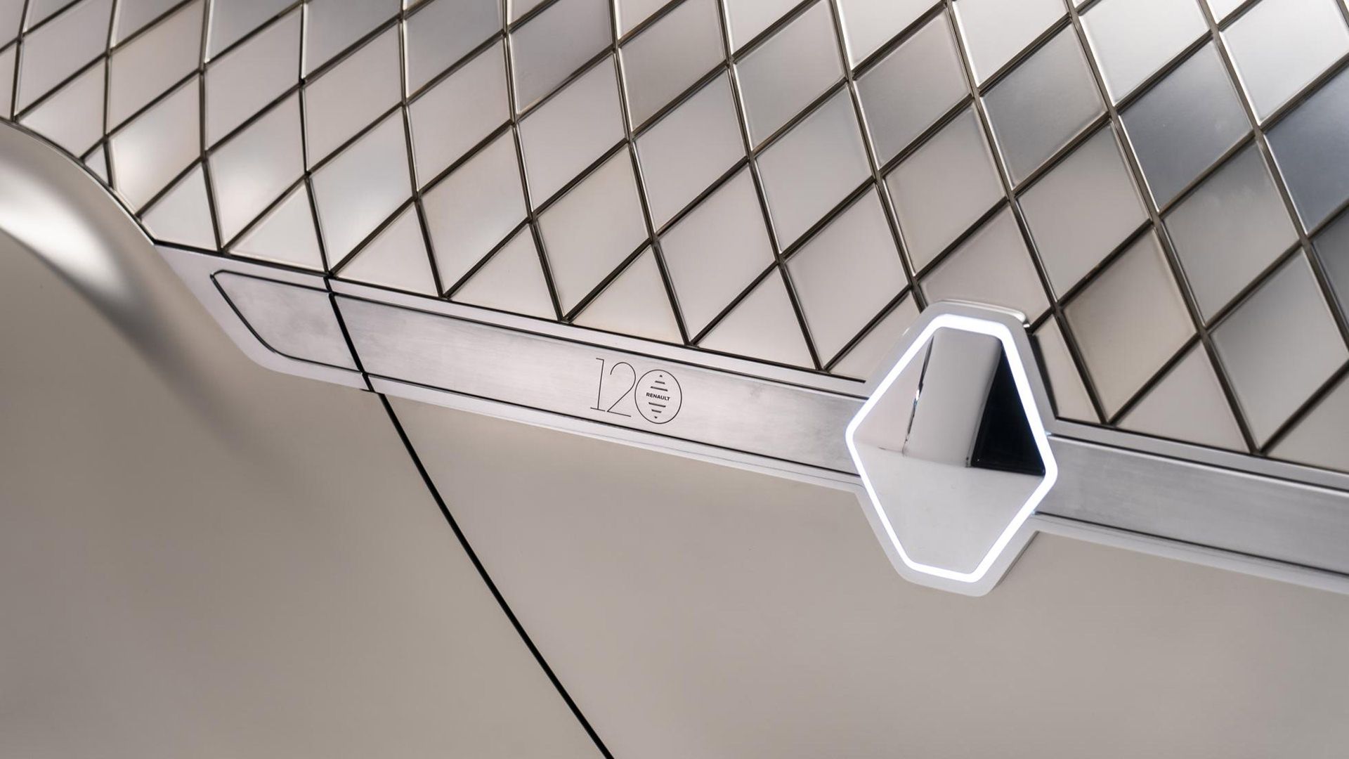 Renault EZ-Ultimo Autonomous Concept / خودروی خودران برقی مفهومی رنو EZ-Ultimo