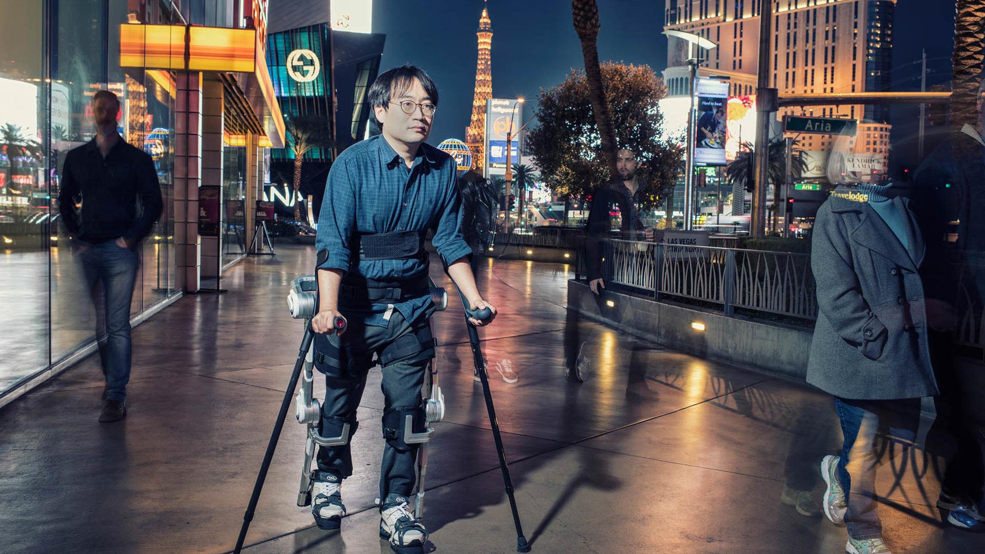 Hyundai Kia Wearable robot / ربات پوشیدنی هیوندای کیا موتورز