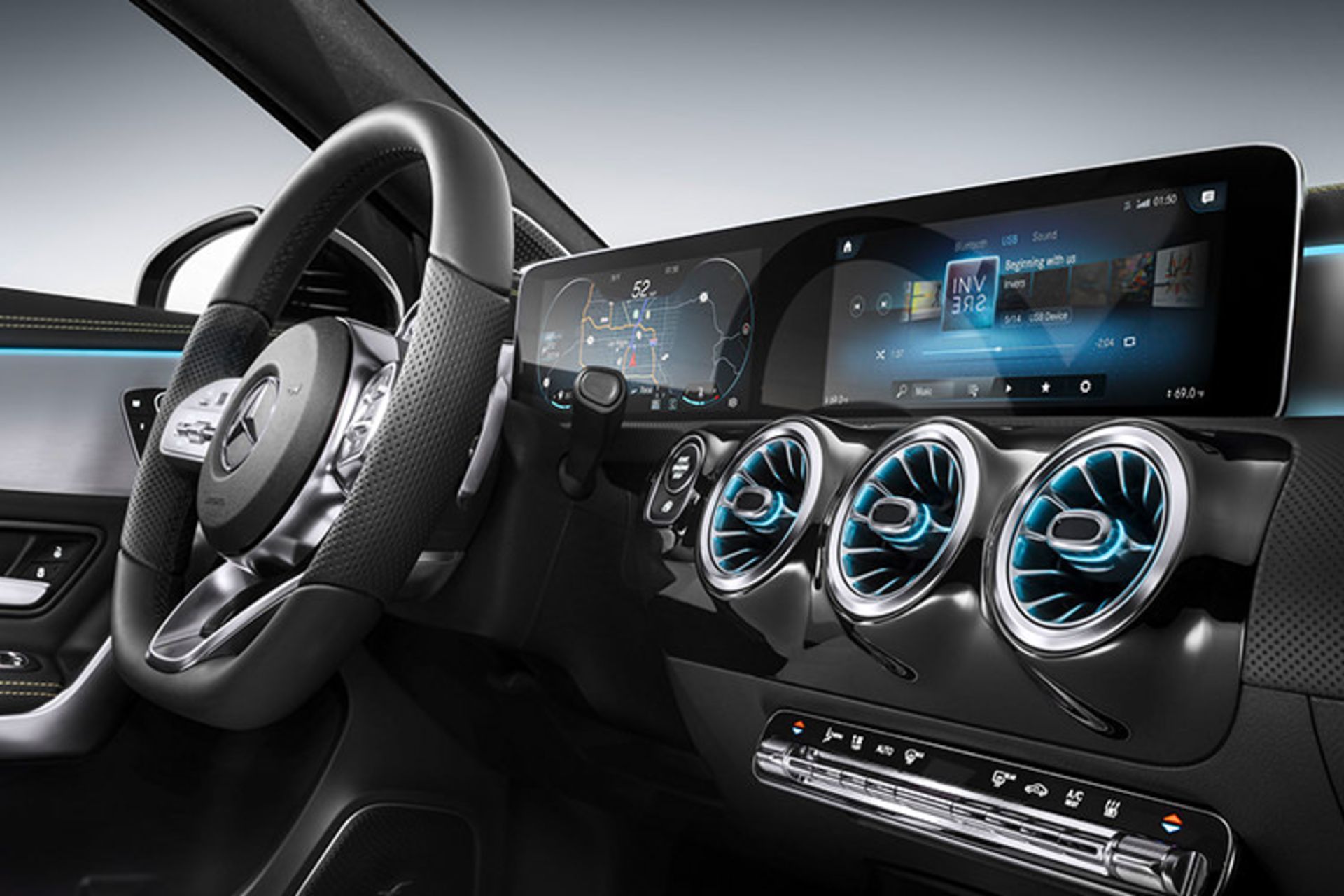 Mercedes Benz MBUX Infotaiment