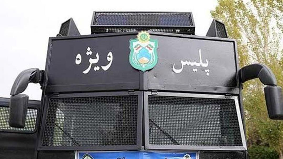 خودروی زرهی اتوبوس راتق یگان ویژه پلیس ناجا