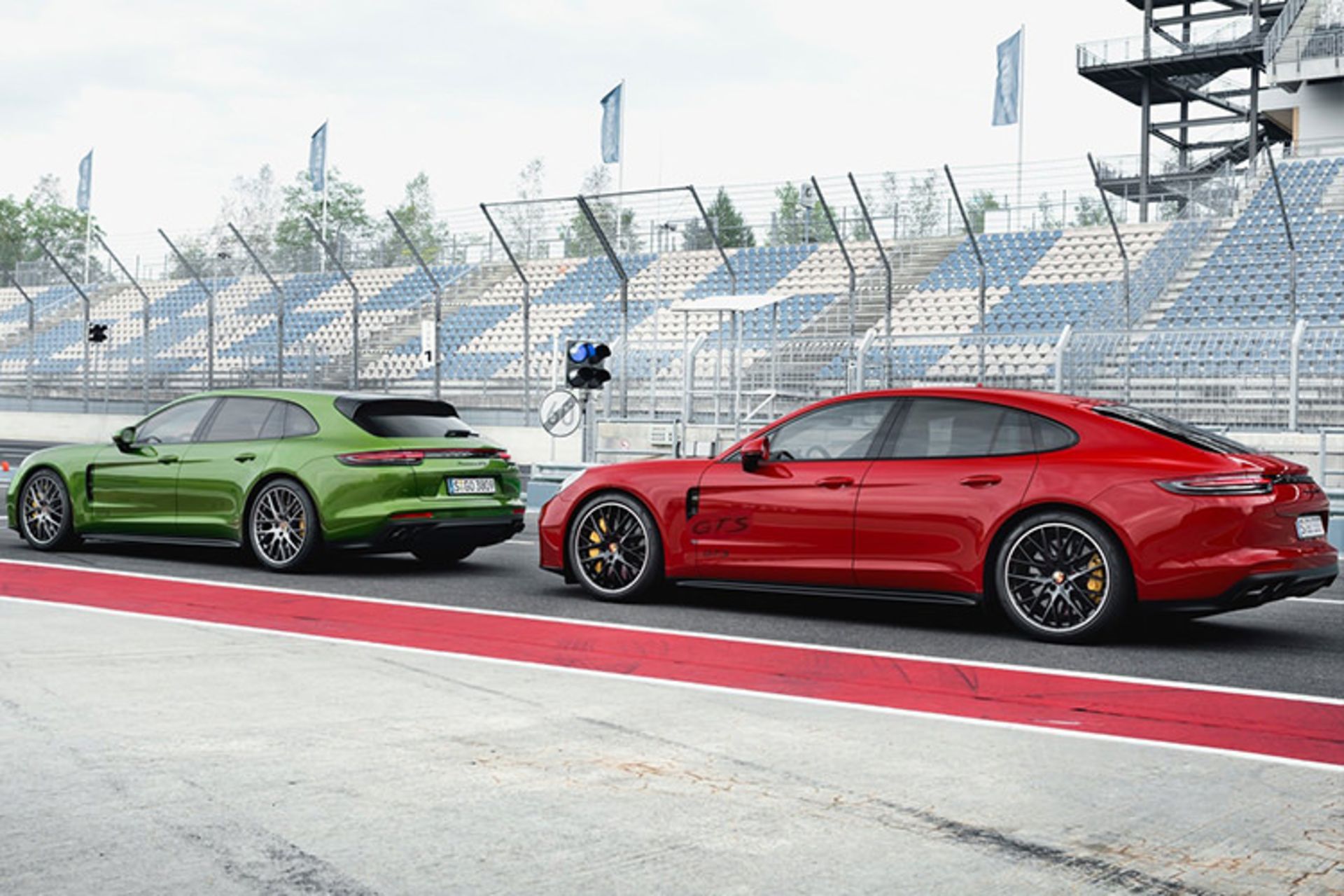 Porsche Panamera GTS 2019