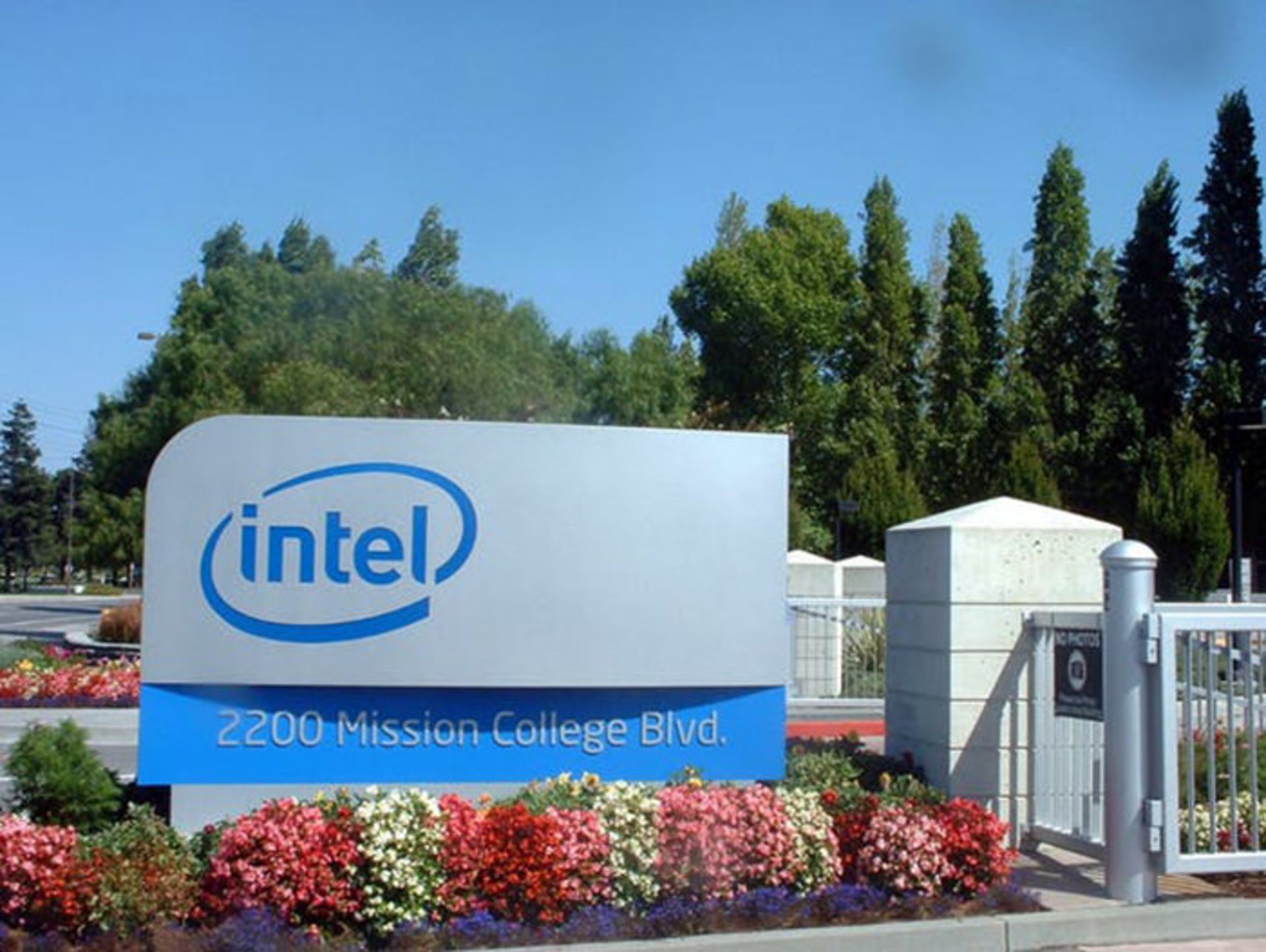 Intel / اینتل