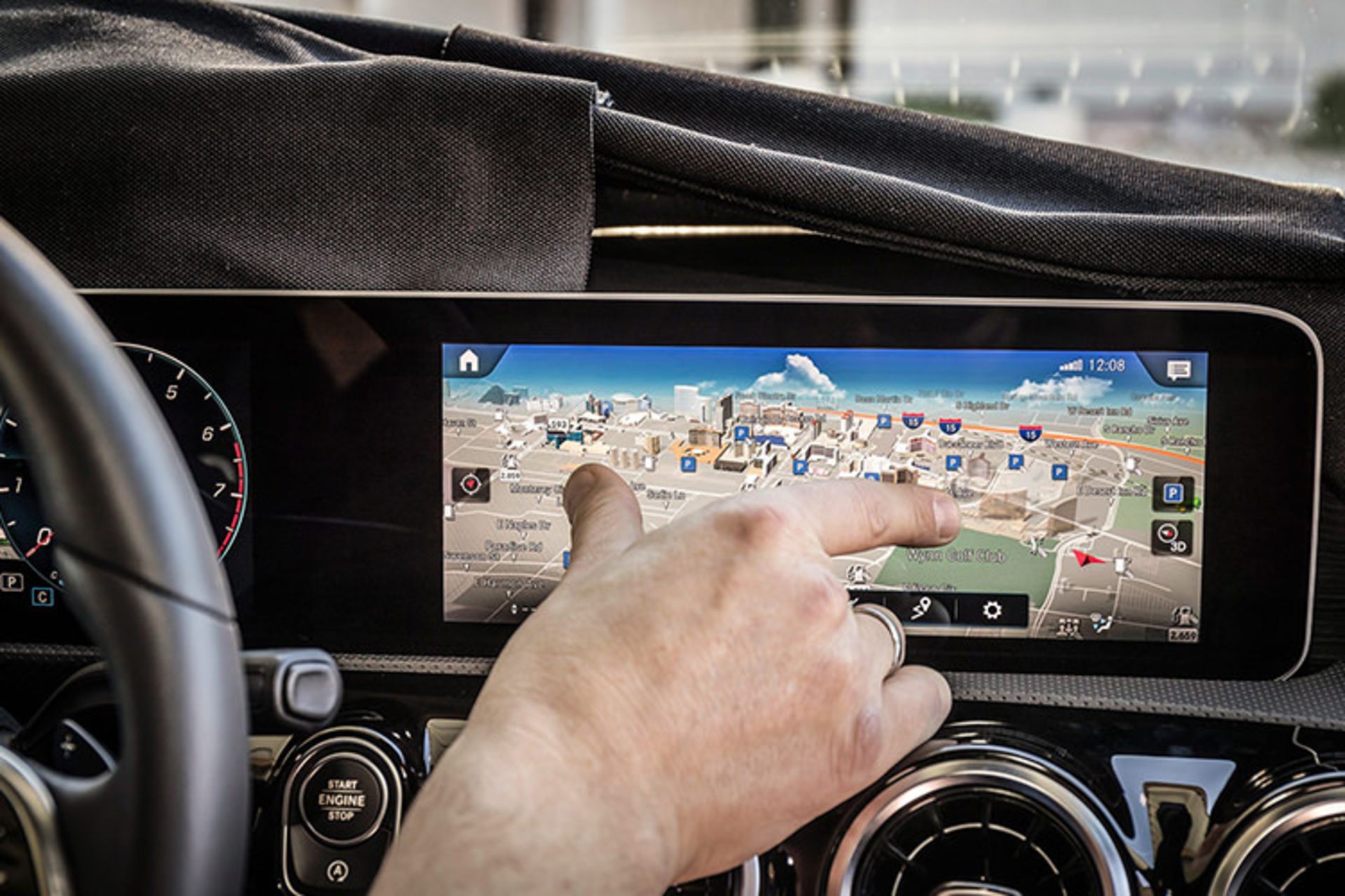 Mercedes Benz MBUX Infotaiment