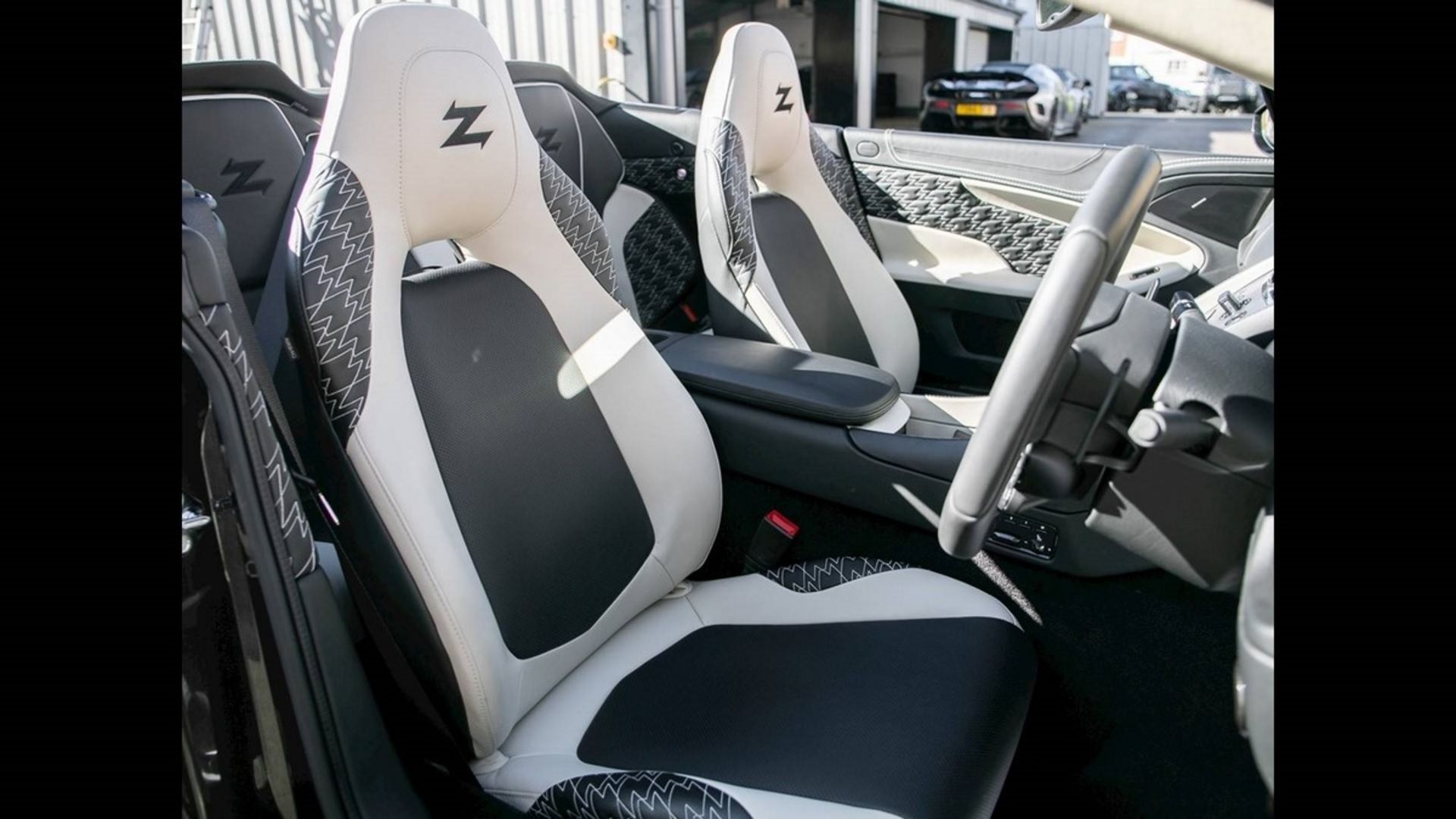 2018 Aston Martin Vanquish Volante Zagato