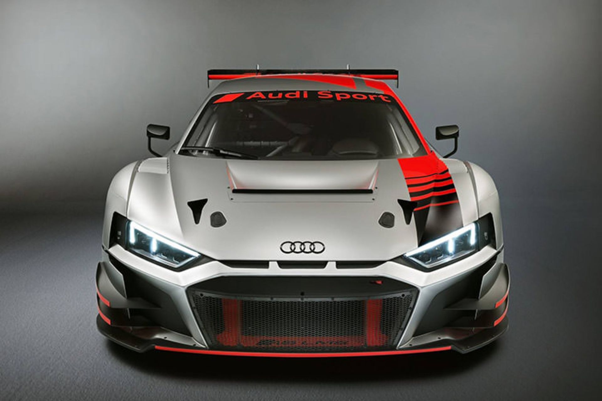 Audi R8 LMS GT3 / خودروی مسابقه‌ای آئودی R8 LMS GT3