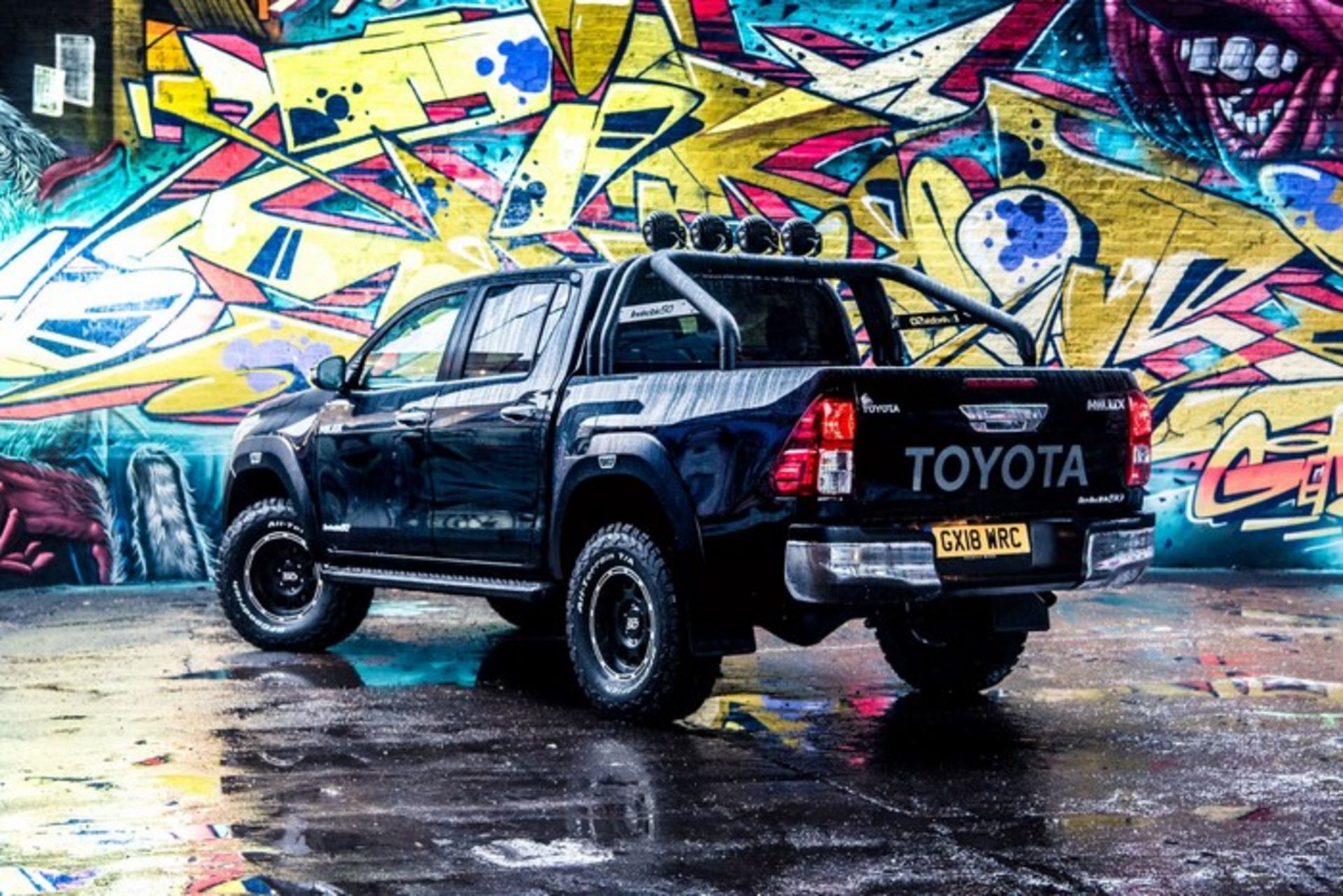 HiLux Invicible 50