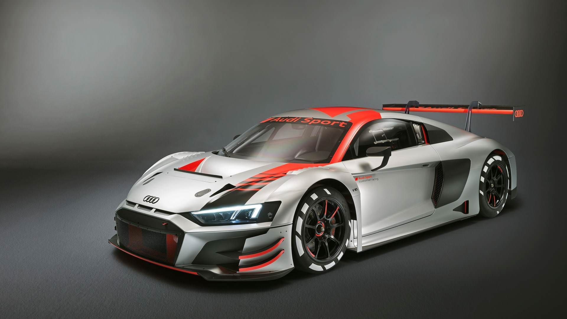 Audi R8 LMS GT3 / خودروی مسابقه‌ای آئودی R8 LMS GT3