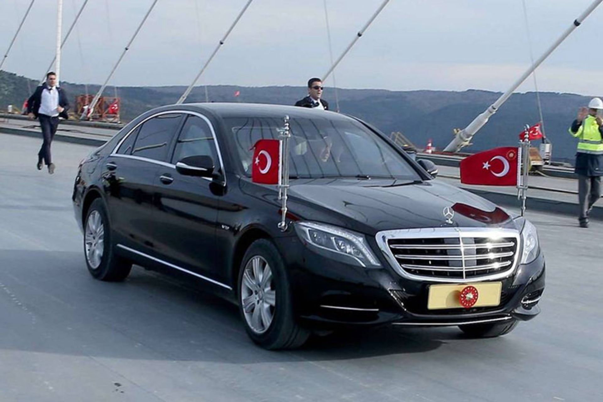 Mercedes Benz S600