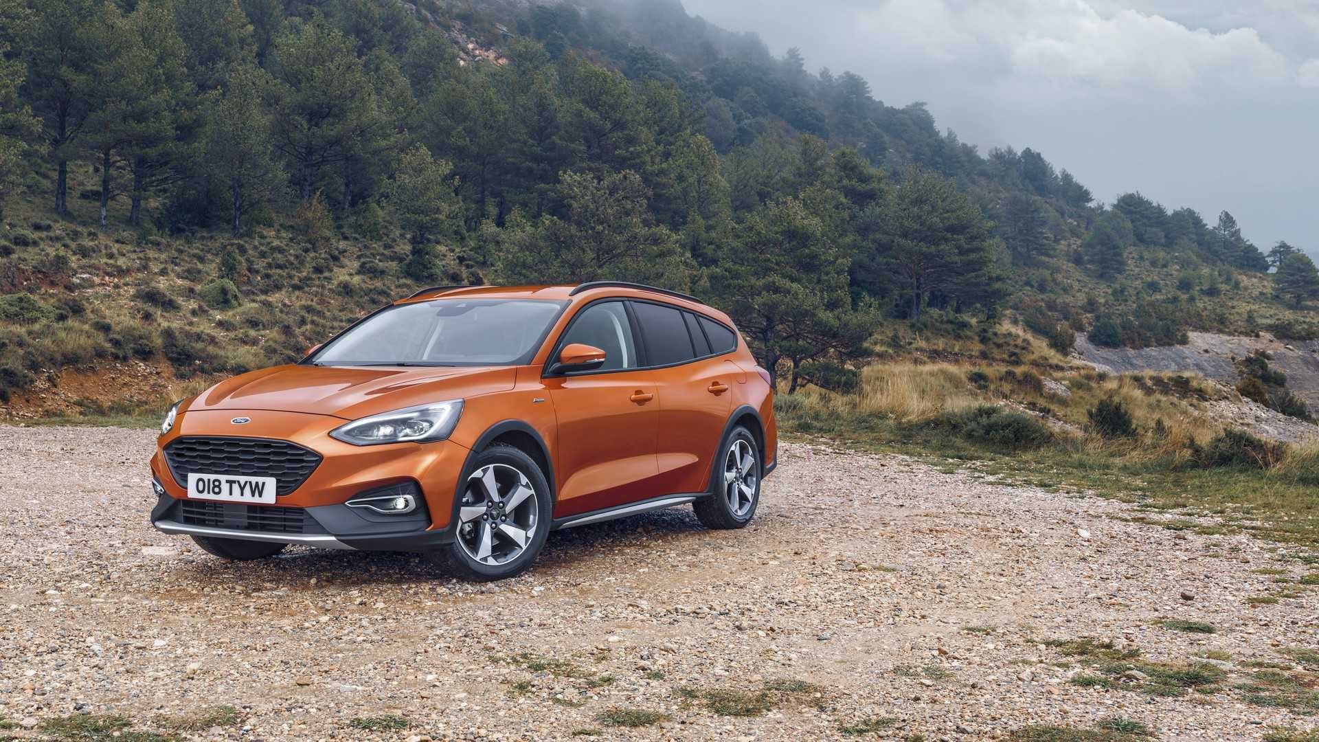 Ford Focus Active Wagon / فورد فوکوس اکتیو واگن