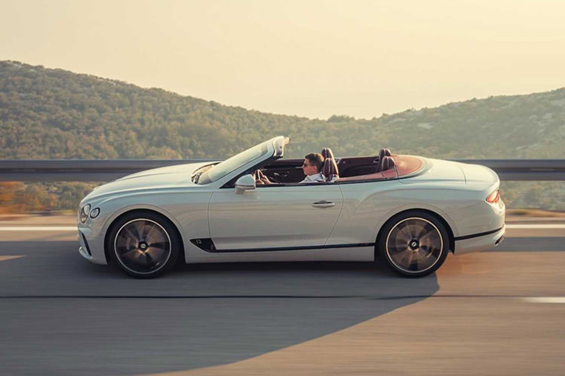 مرجع متخصصين ايران 2019 Bentley Continental GT Convertible / بنتلي كنتيننتال جي تي كانورتيبل 2019