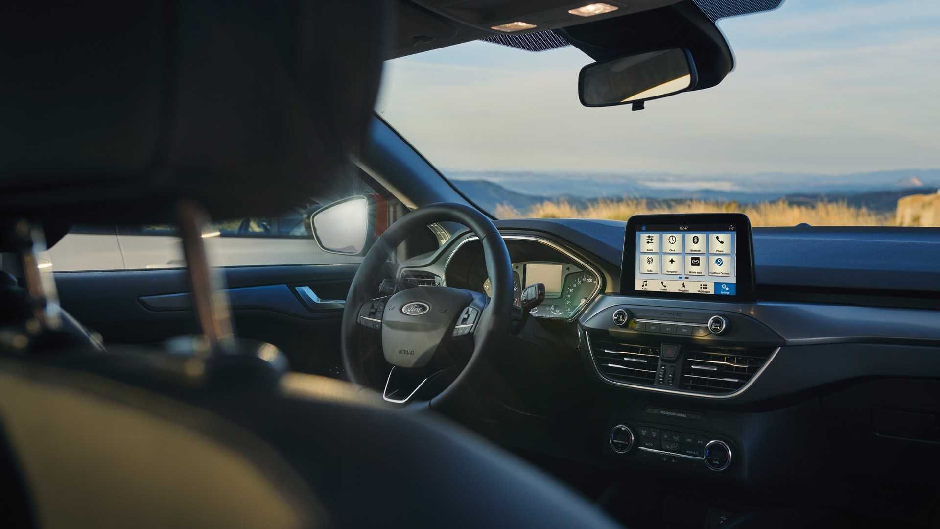 Ford Focus Active Wagon / فورد فوکوس اکتیو واگن