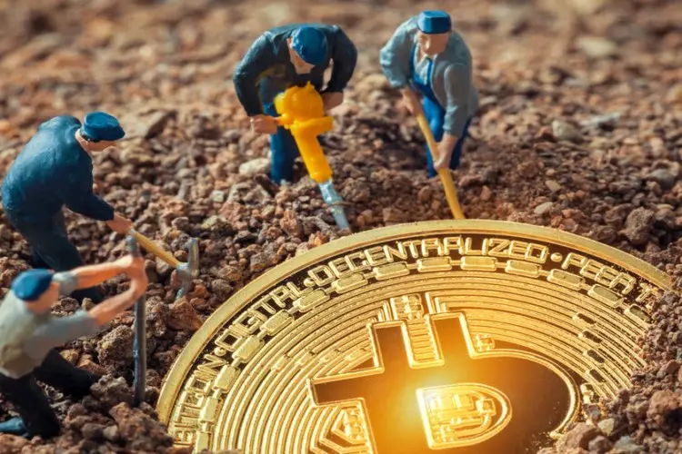 کسب درآمد از صنعت استخراج ارز دیجیتال