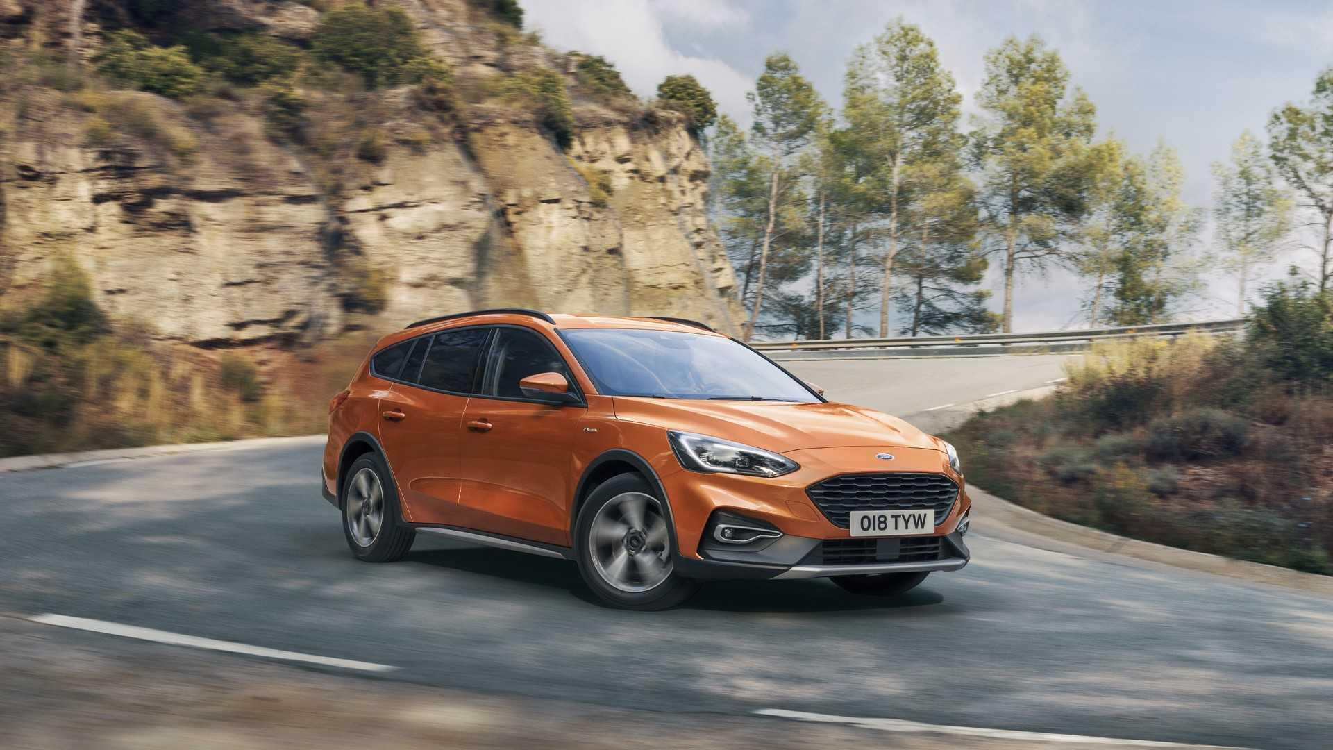 Ford Focus Active Wagon / فورد فوکوس اکتیو واگن