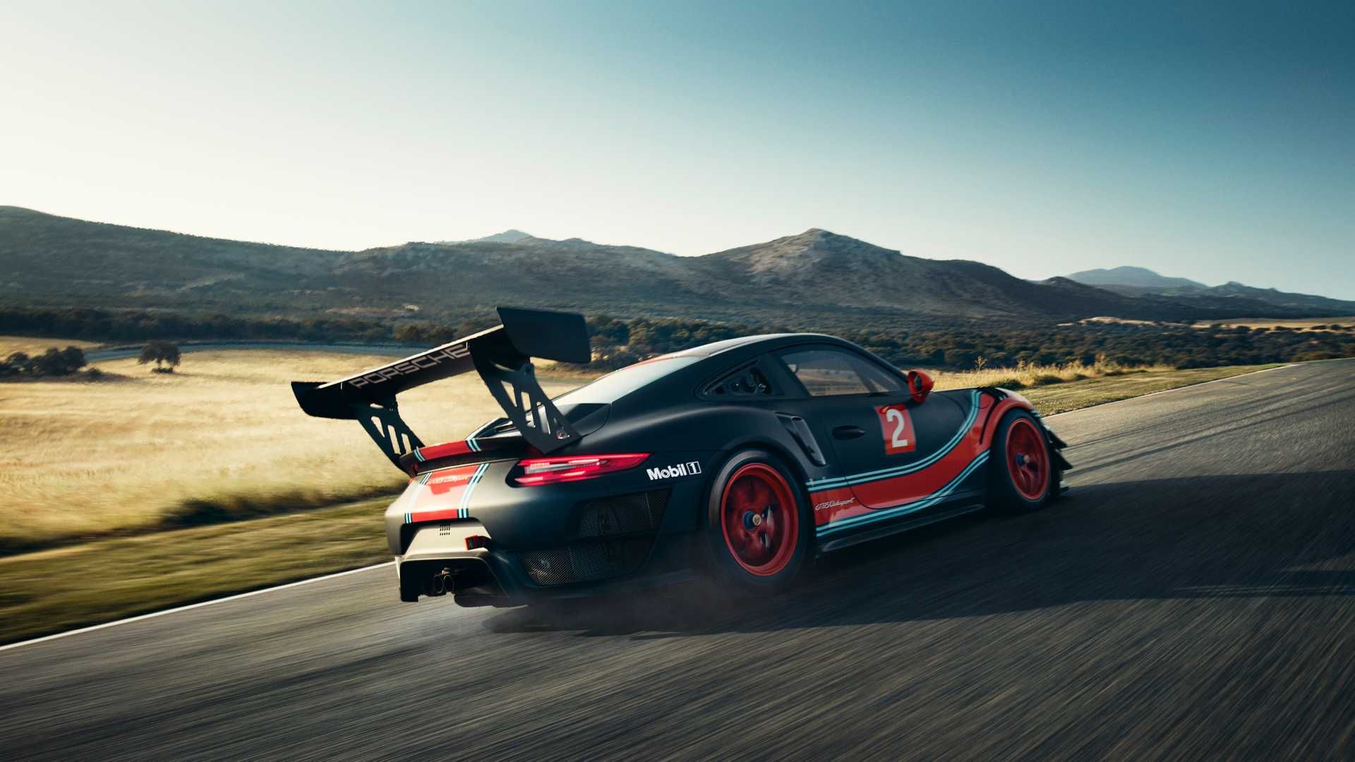 Porsche 911 GT2 RS Clubsport / پورشه 911