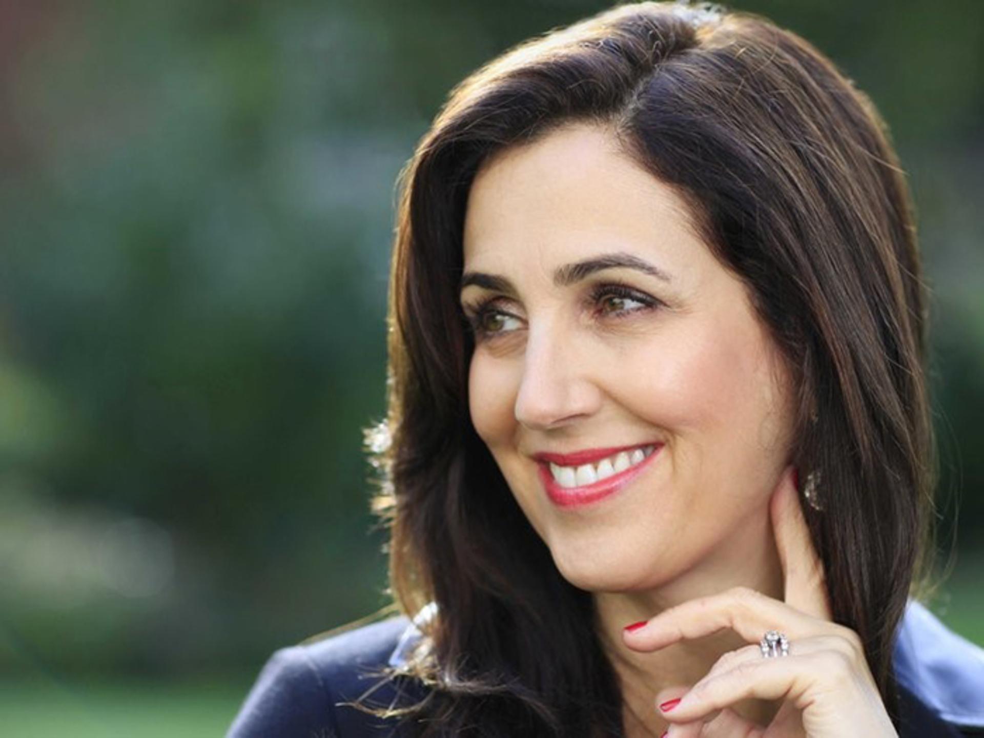 Joanna Shields