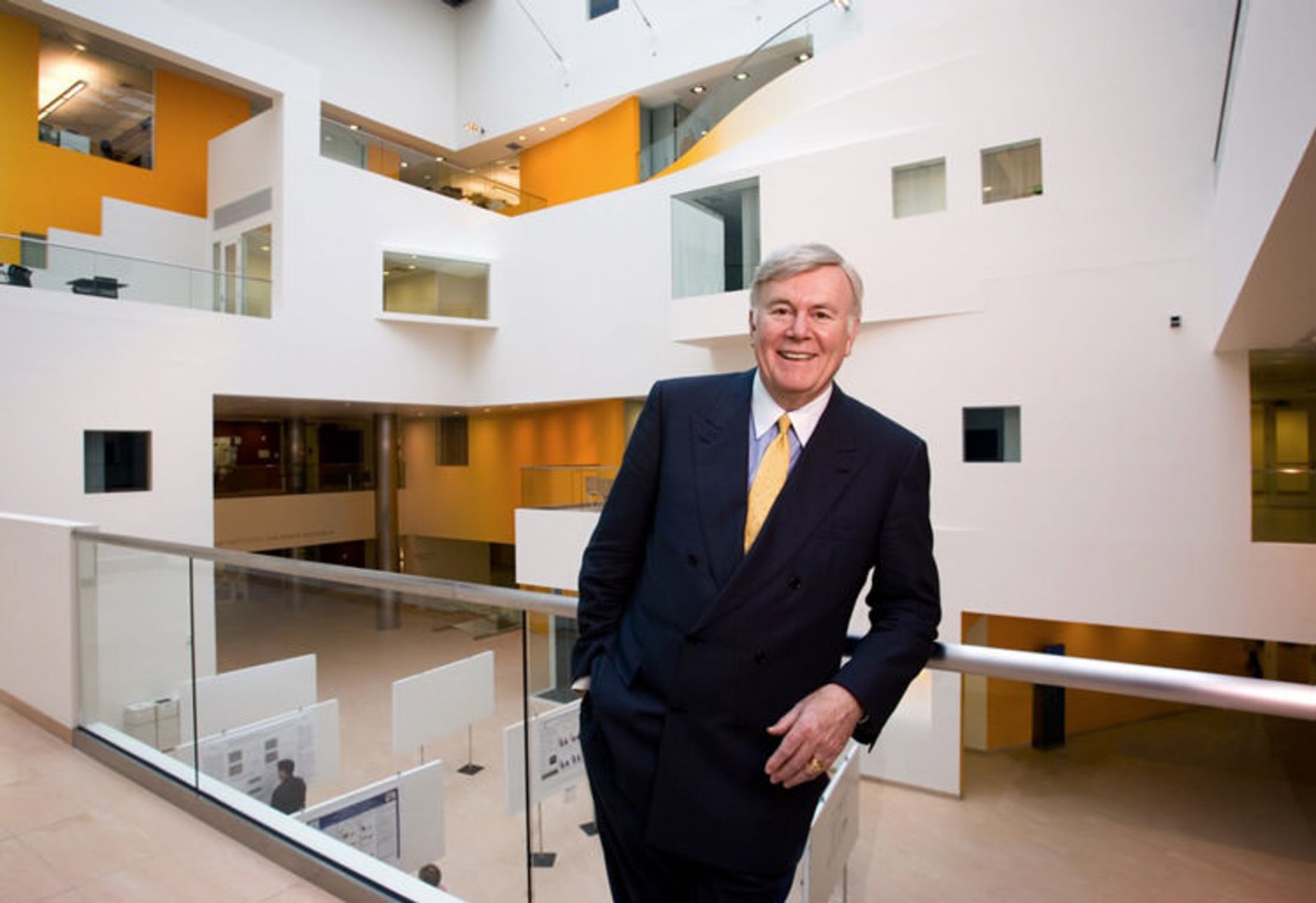 پاتریک مک گاورن / Patrick McGovern